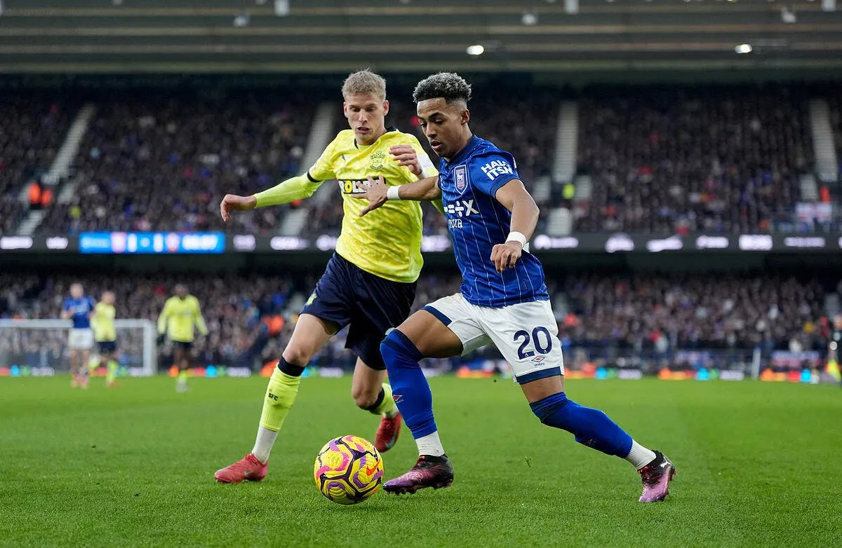 une vente a 15 millions rennes se pince pour y croire iconsport 251097 0028 393016