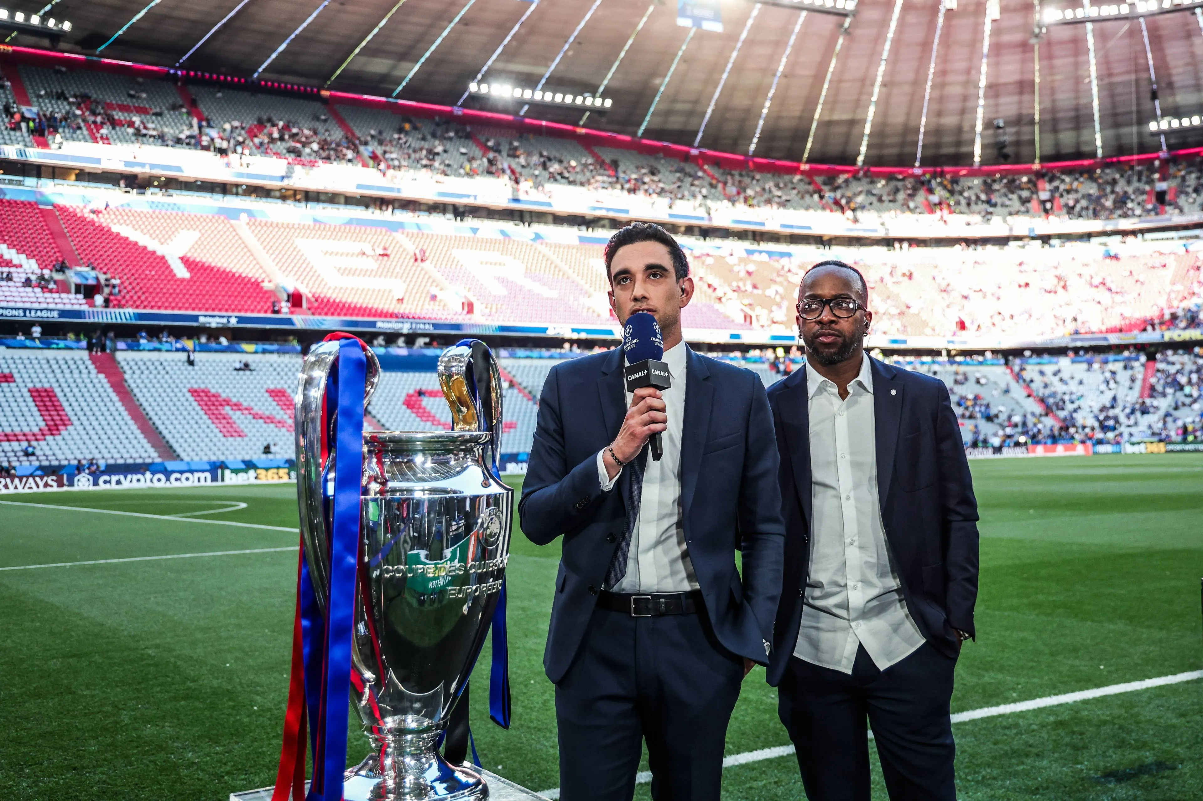 ICONSPORT_261406_1585