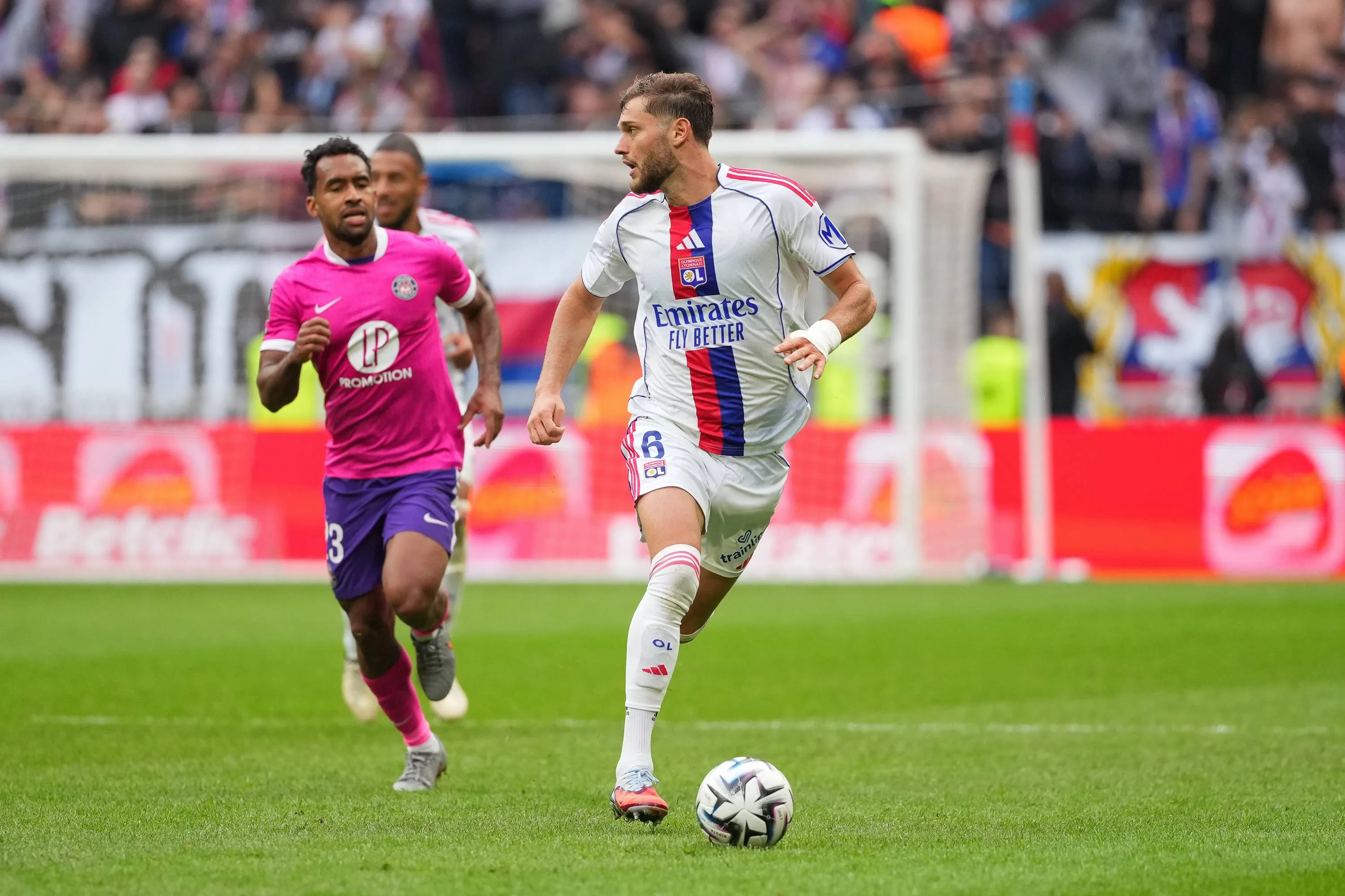 ICONSPORT_272971_0084