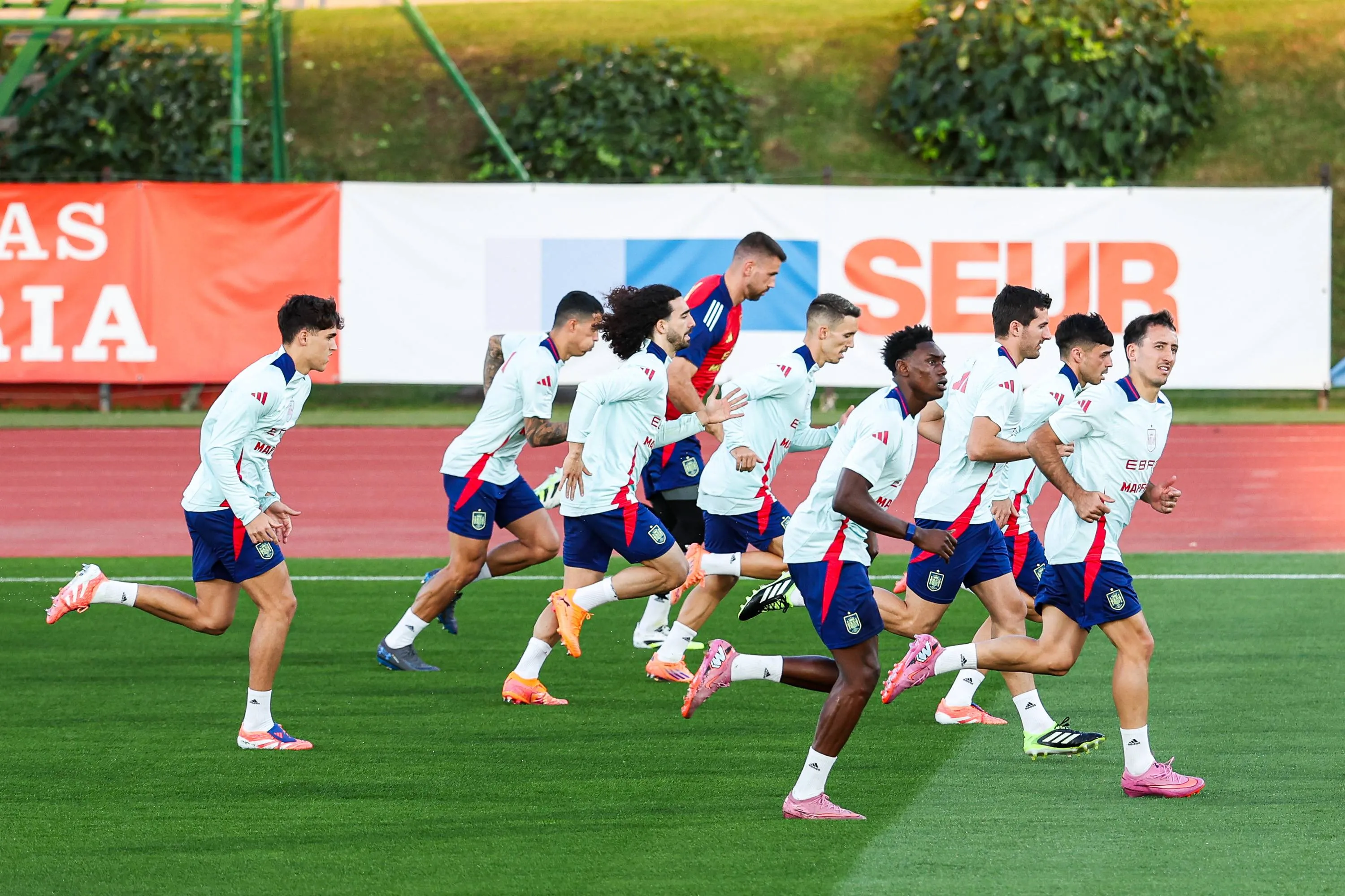 ICONSPORT_273198_0010