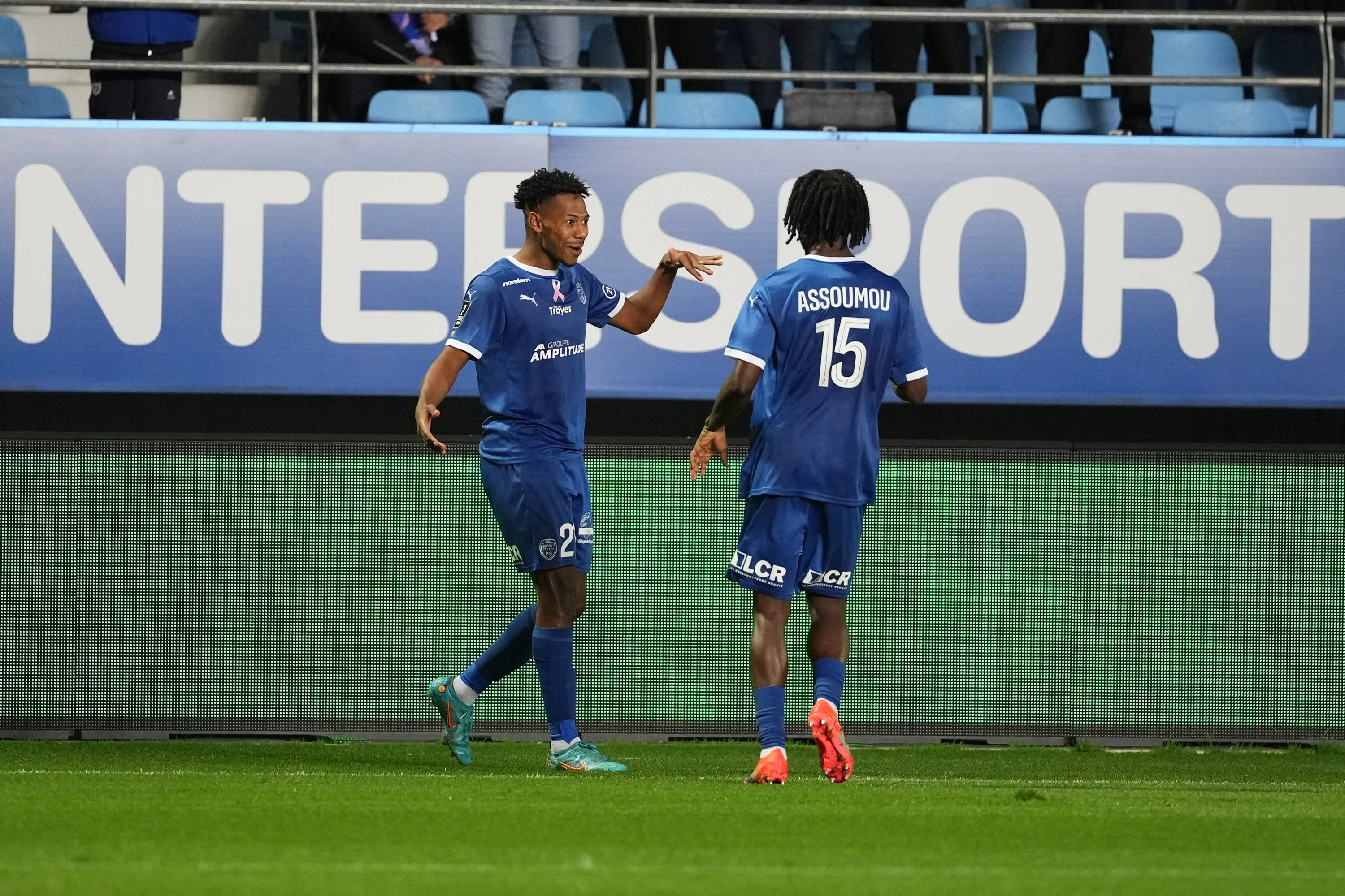 ICONSPORT_273932_0020