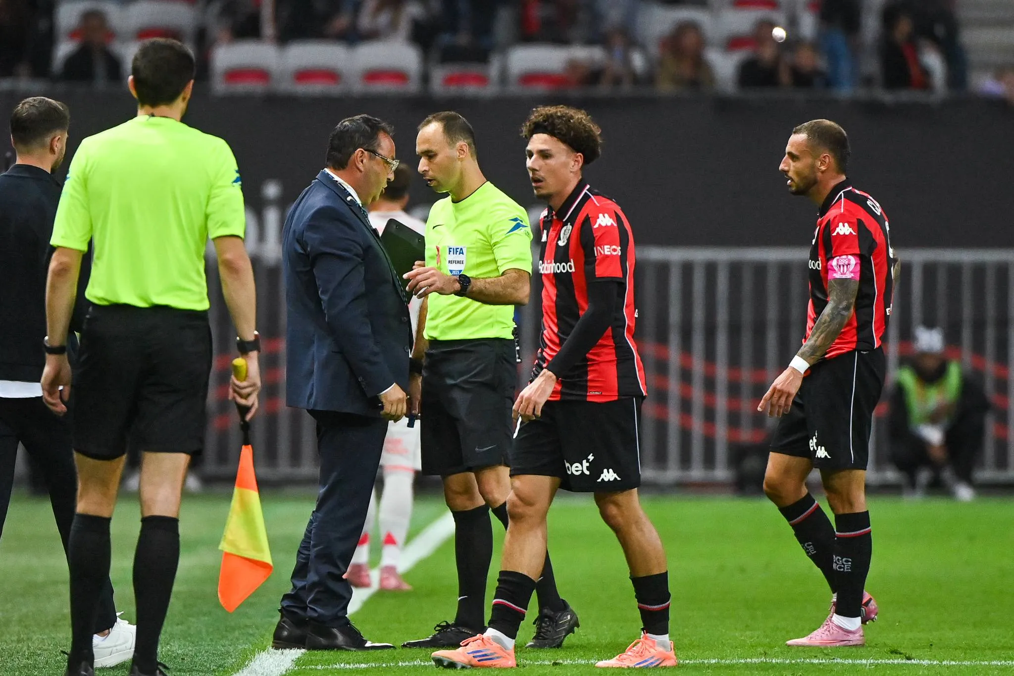 ICONSPORT_273988_0219