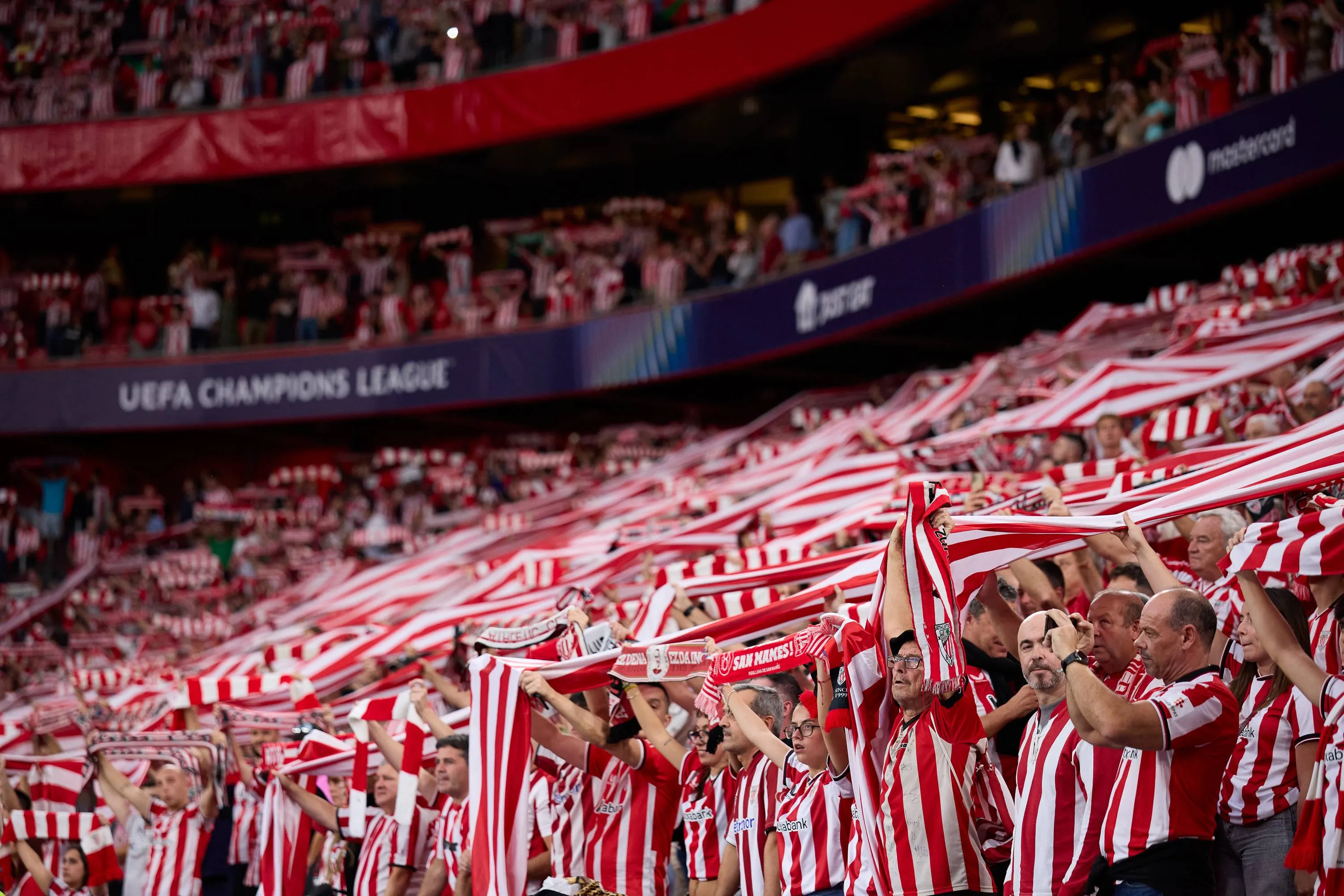 ICONSPORT_274541_0004