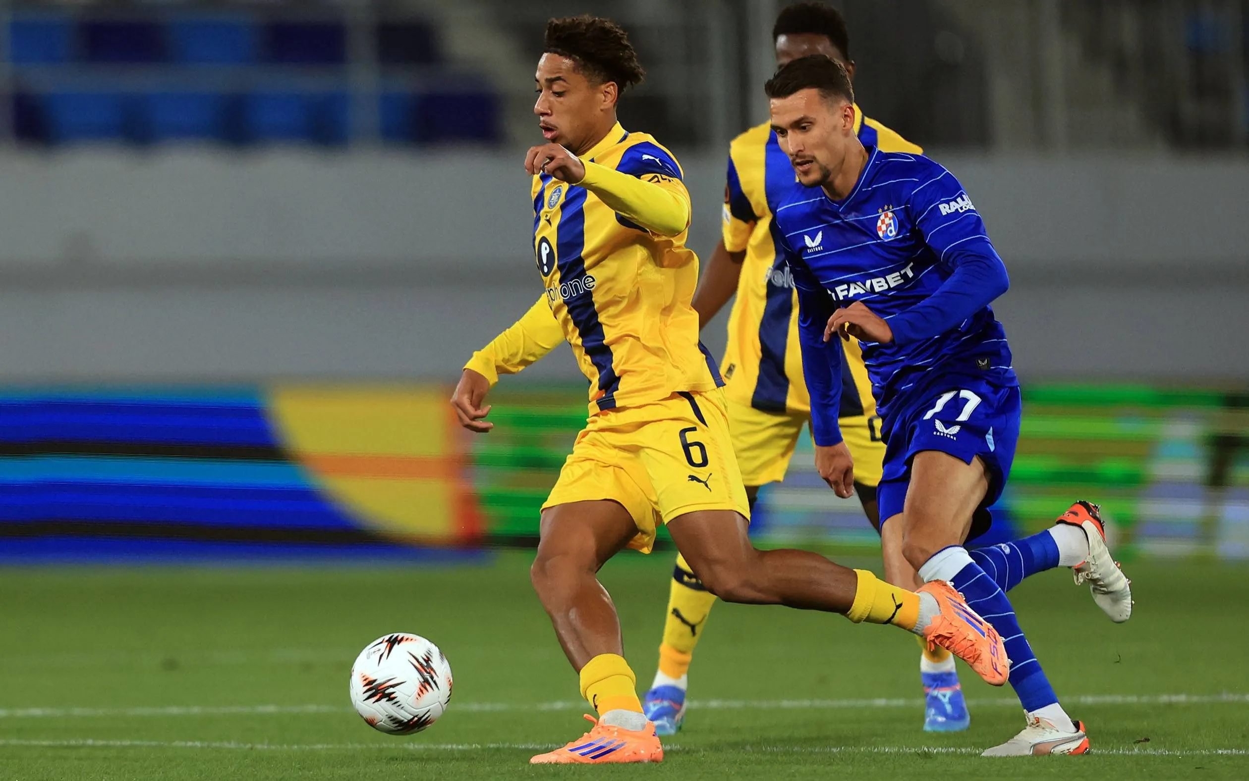 ICONSPORT_272628_0023