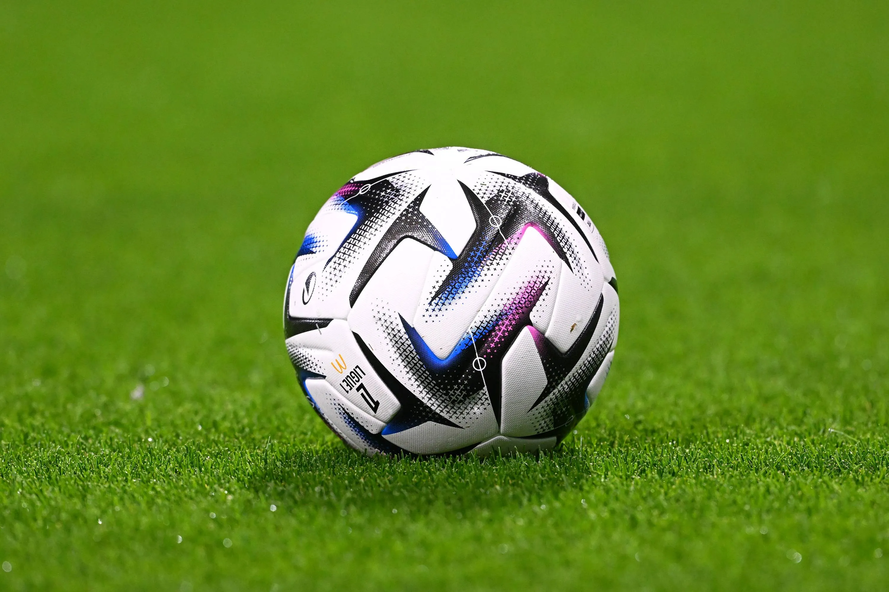 ICONSPORT_272856_0009