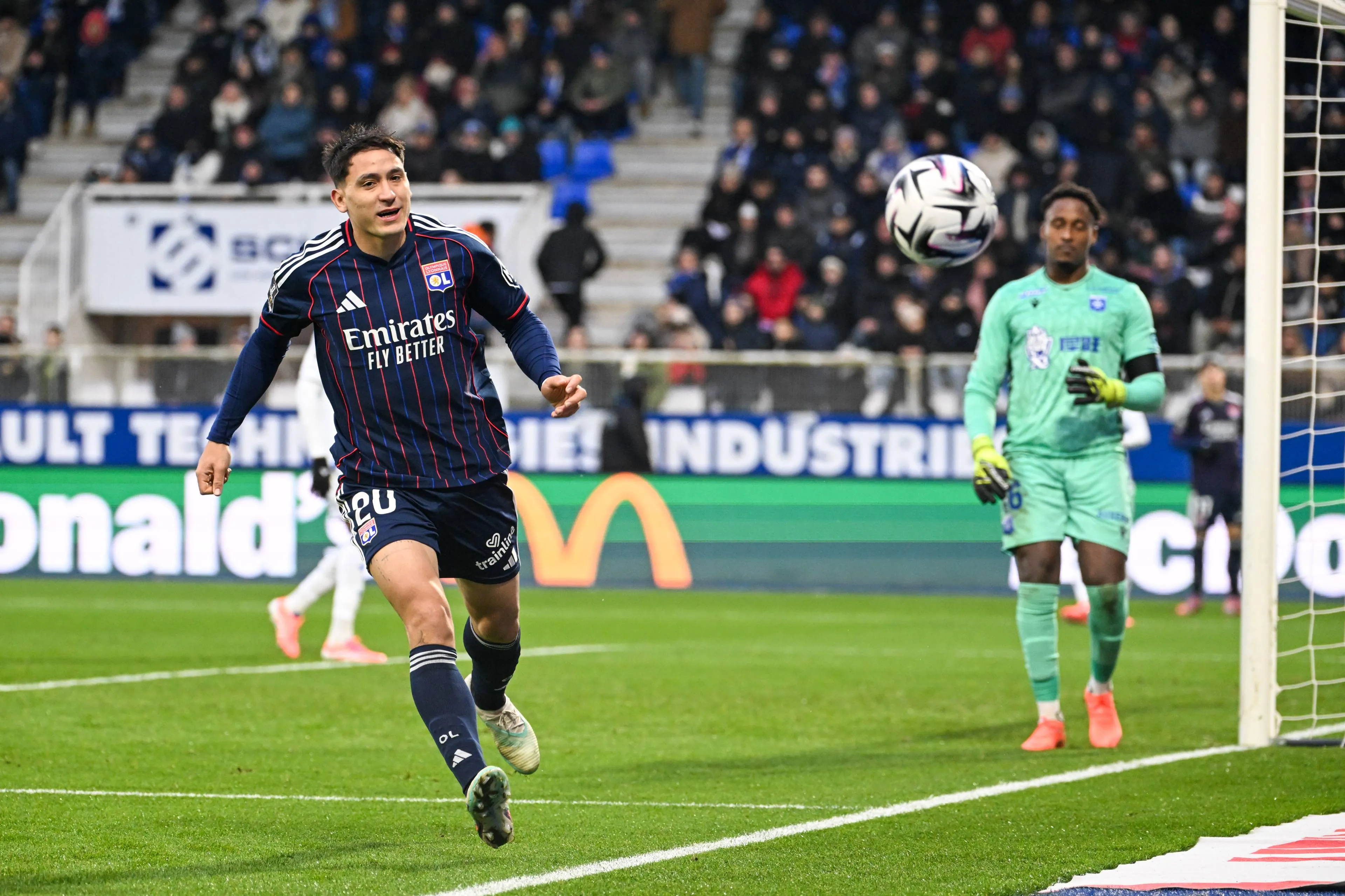 ICONSPORT_277974_0186