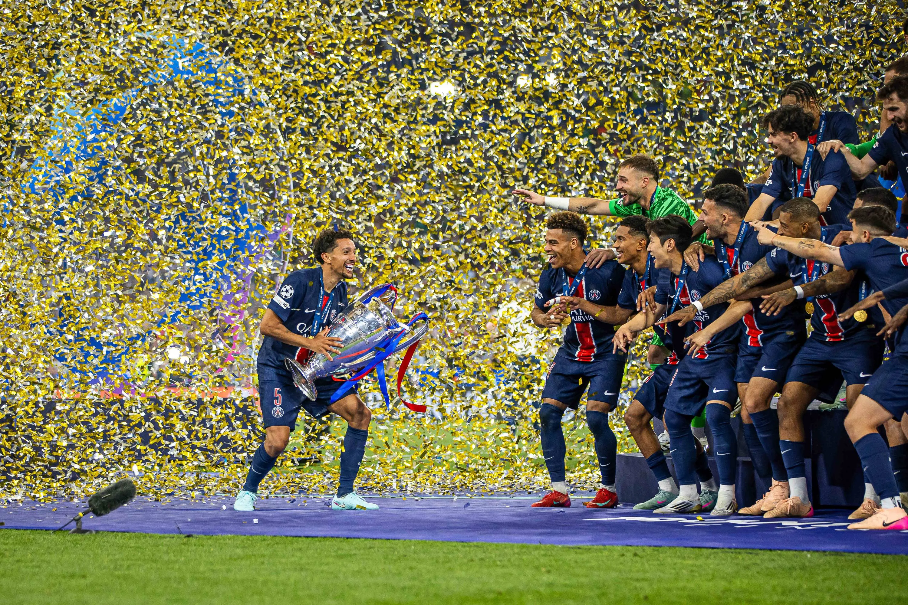 ICONSPORT_261406_0820