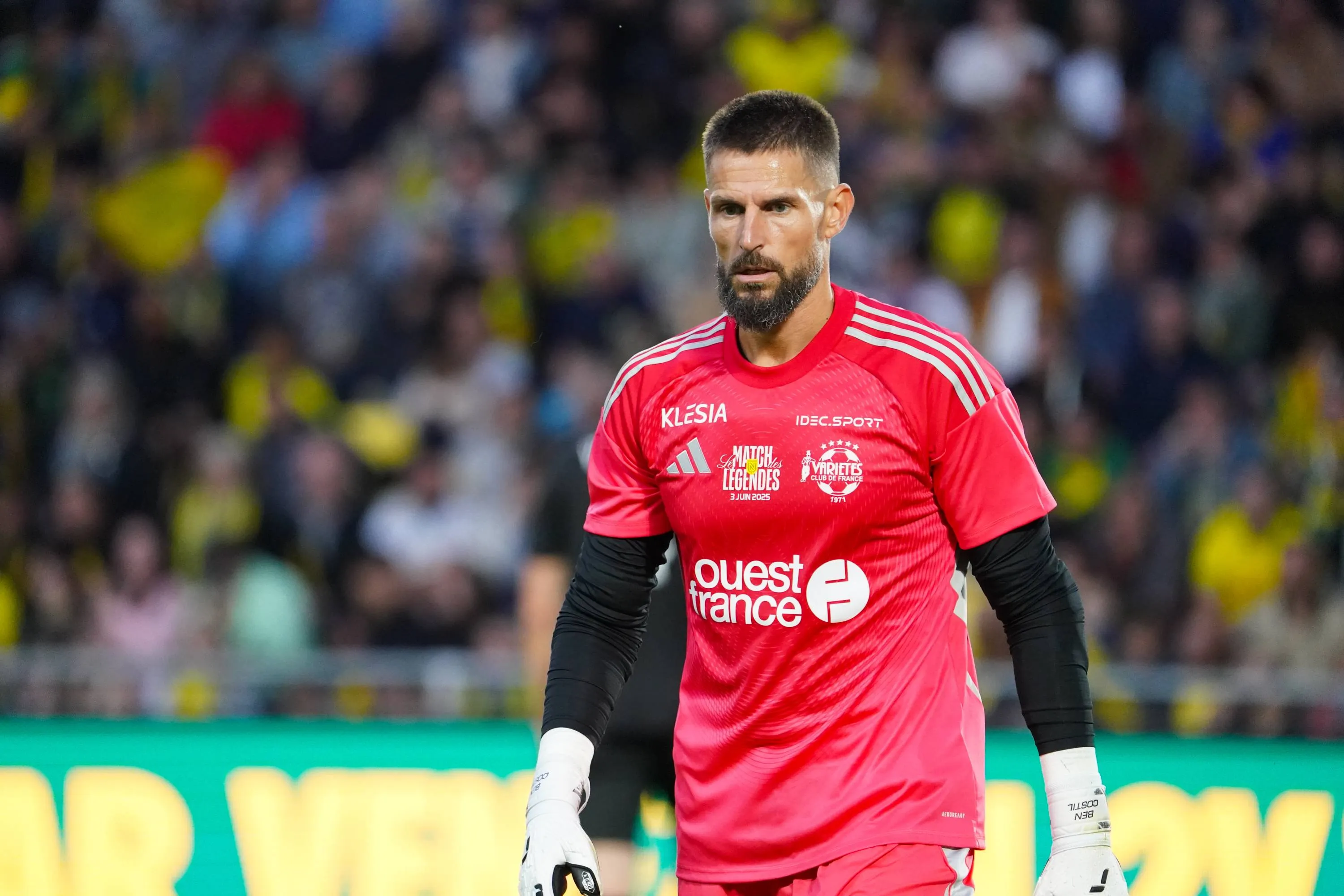 ICONSPORT_261669_0070