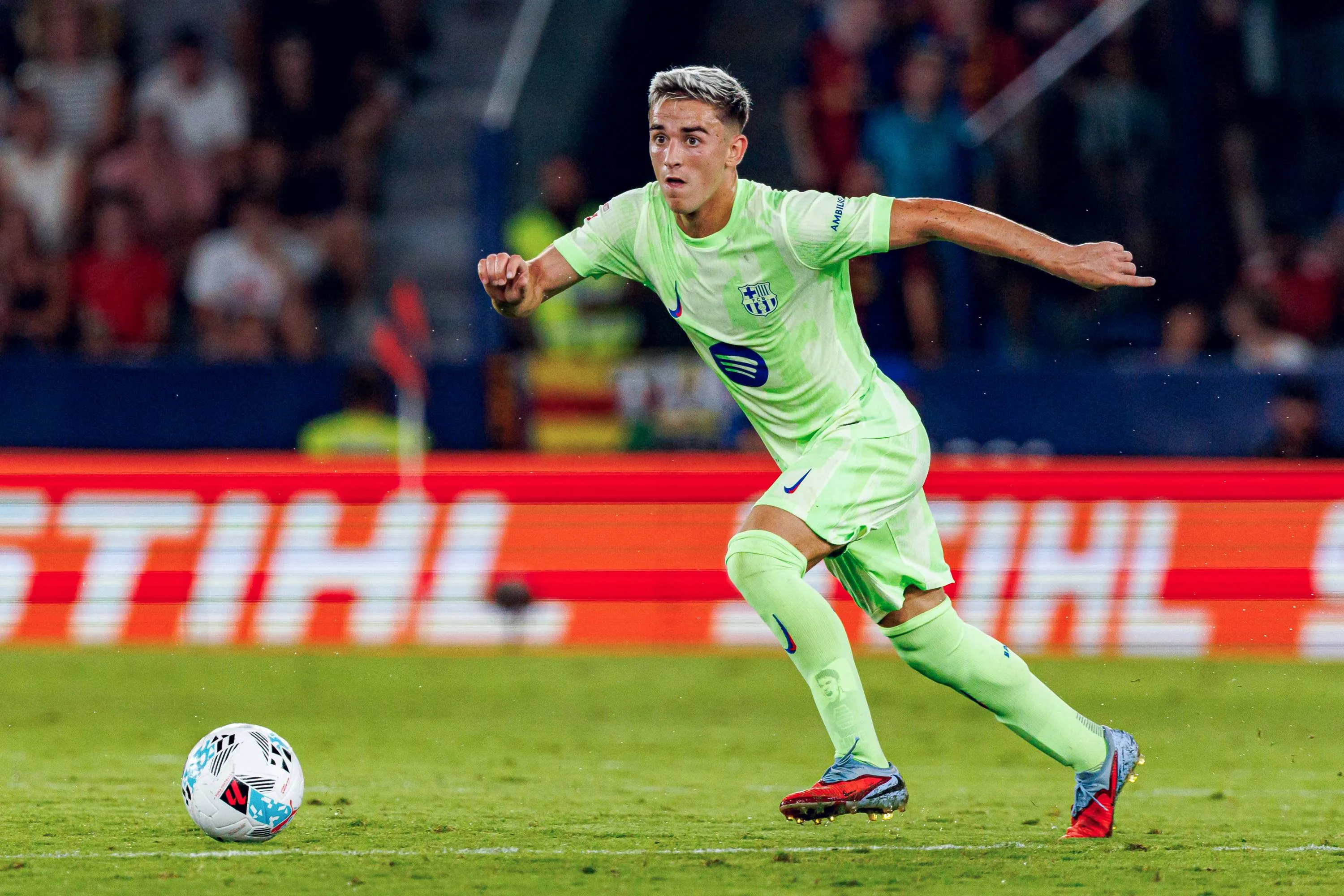 ICONSPORT_267586_0027