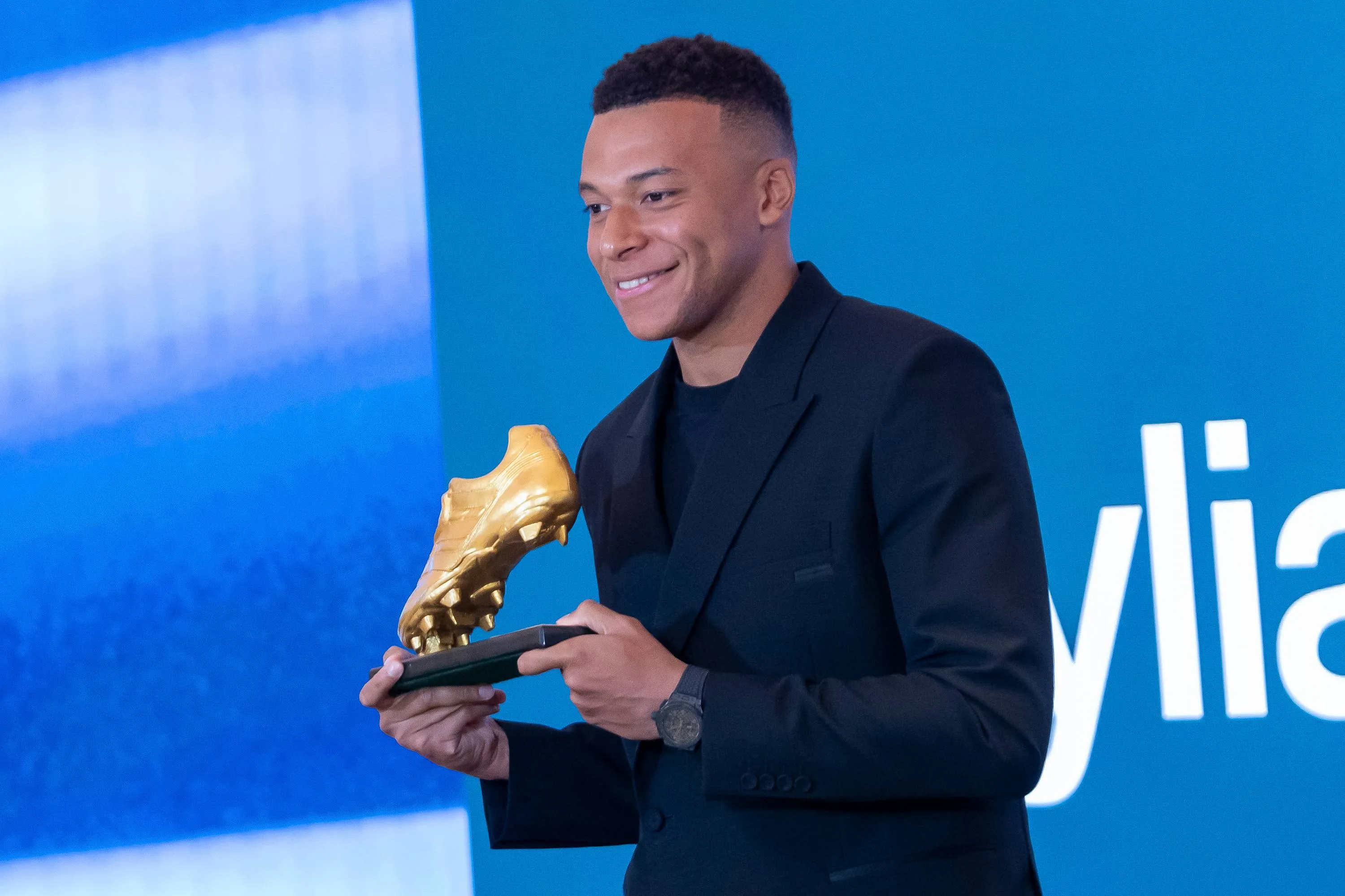 ICONSPORT_275669_0073