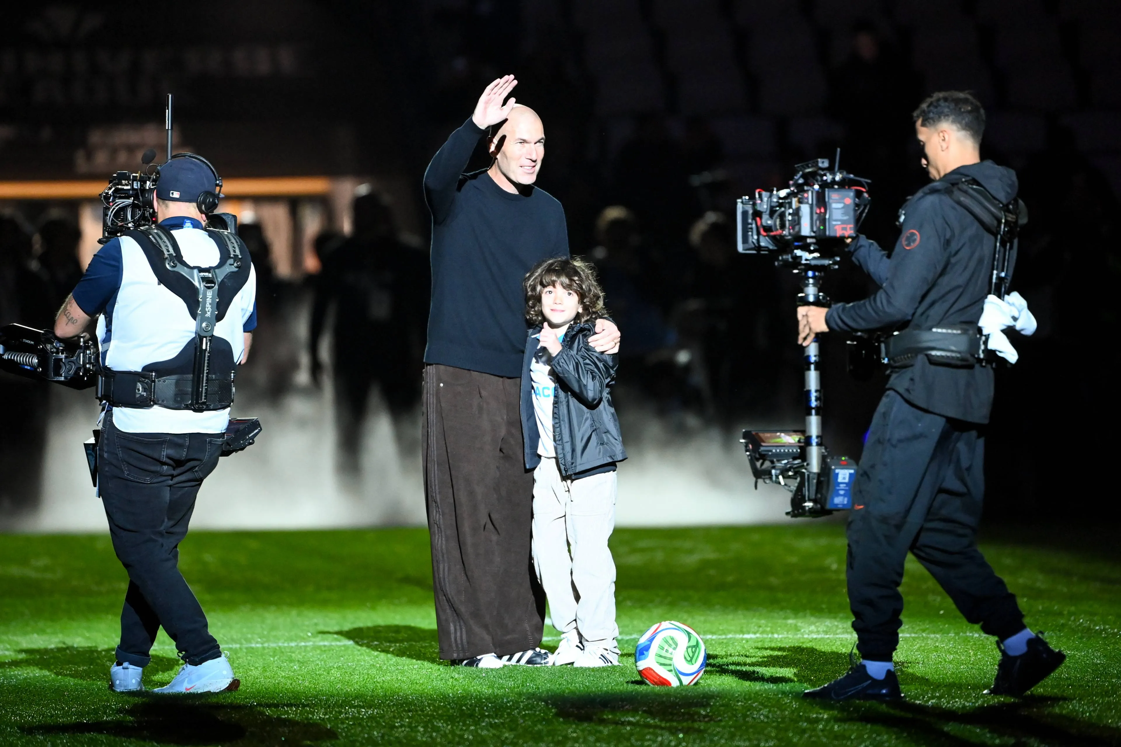 ICONSPORT_279342_0103