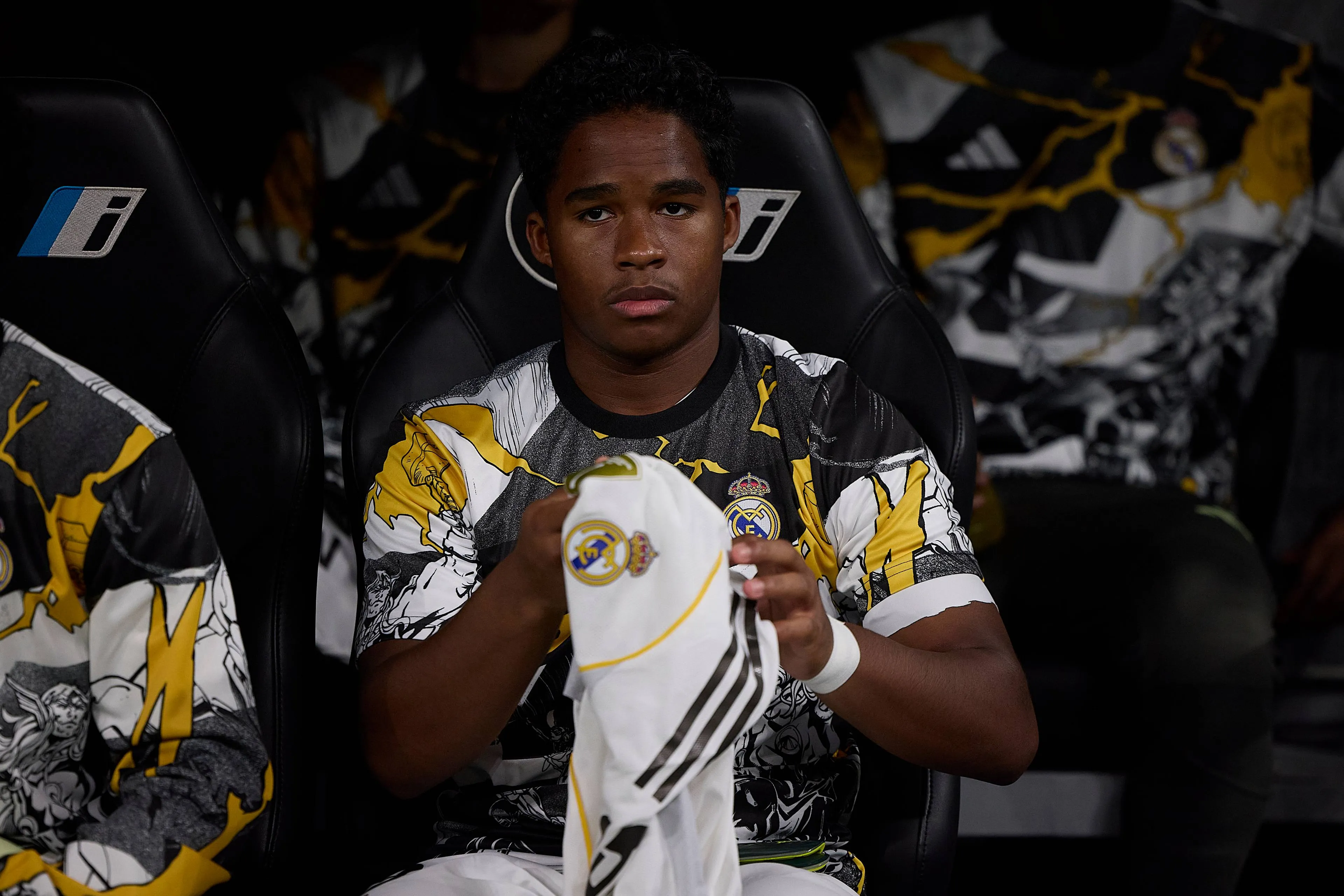 ICONSPORT_279373_0037