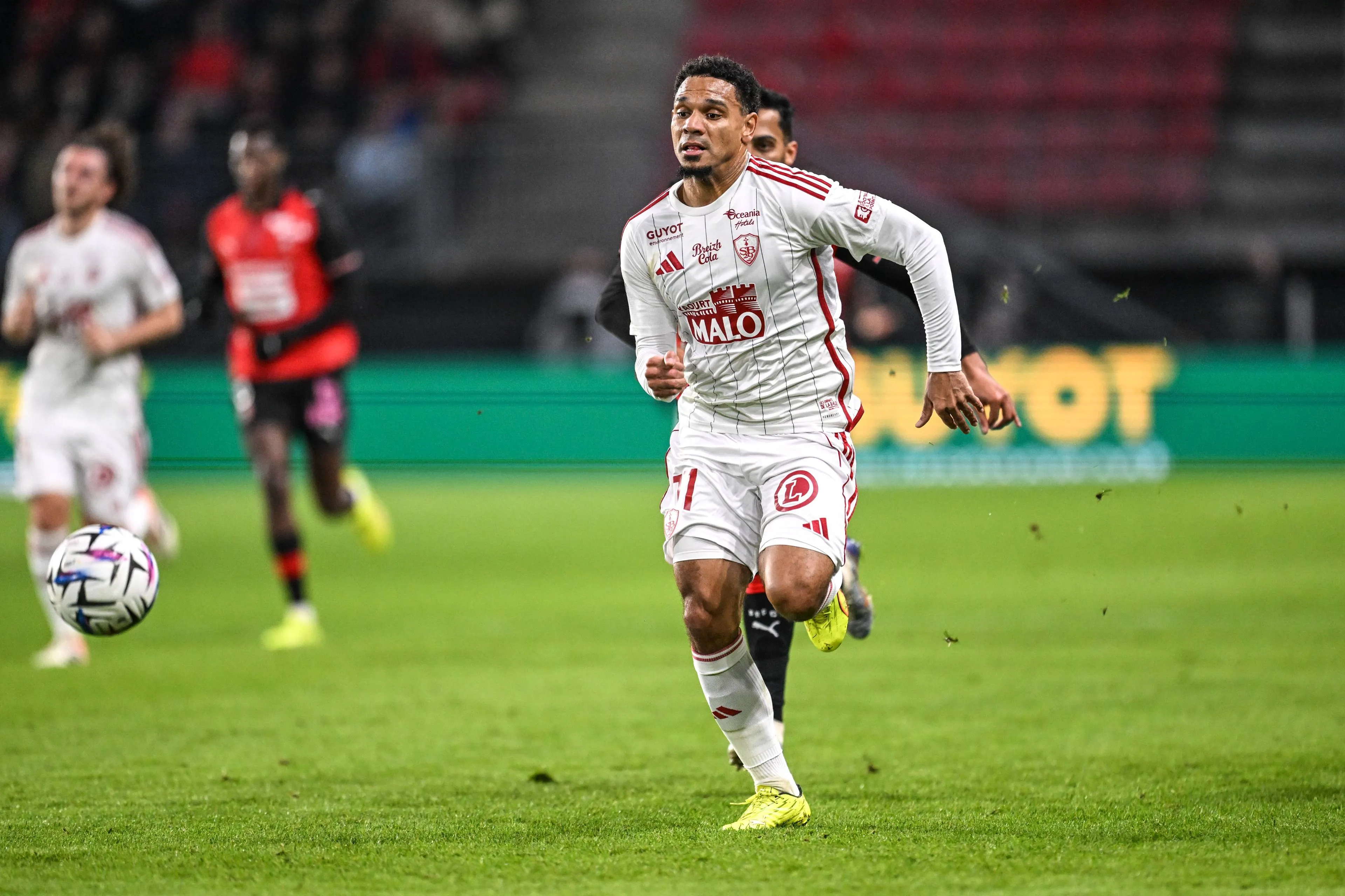 ICONSPORT_279828_0147