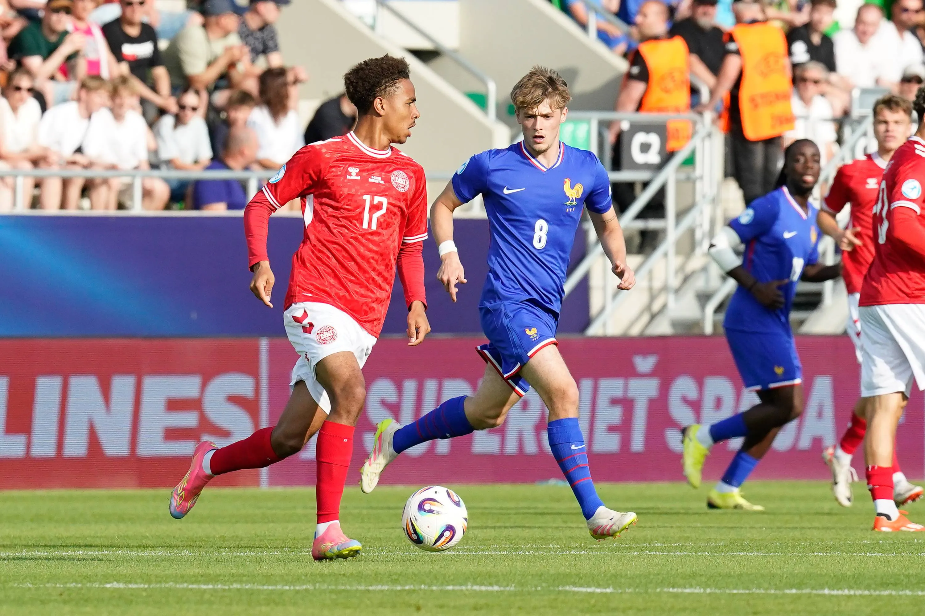 ICONSPORT_262874_0052