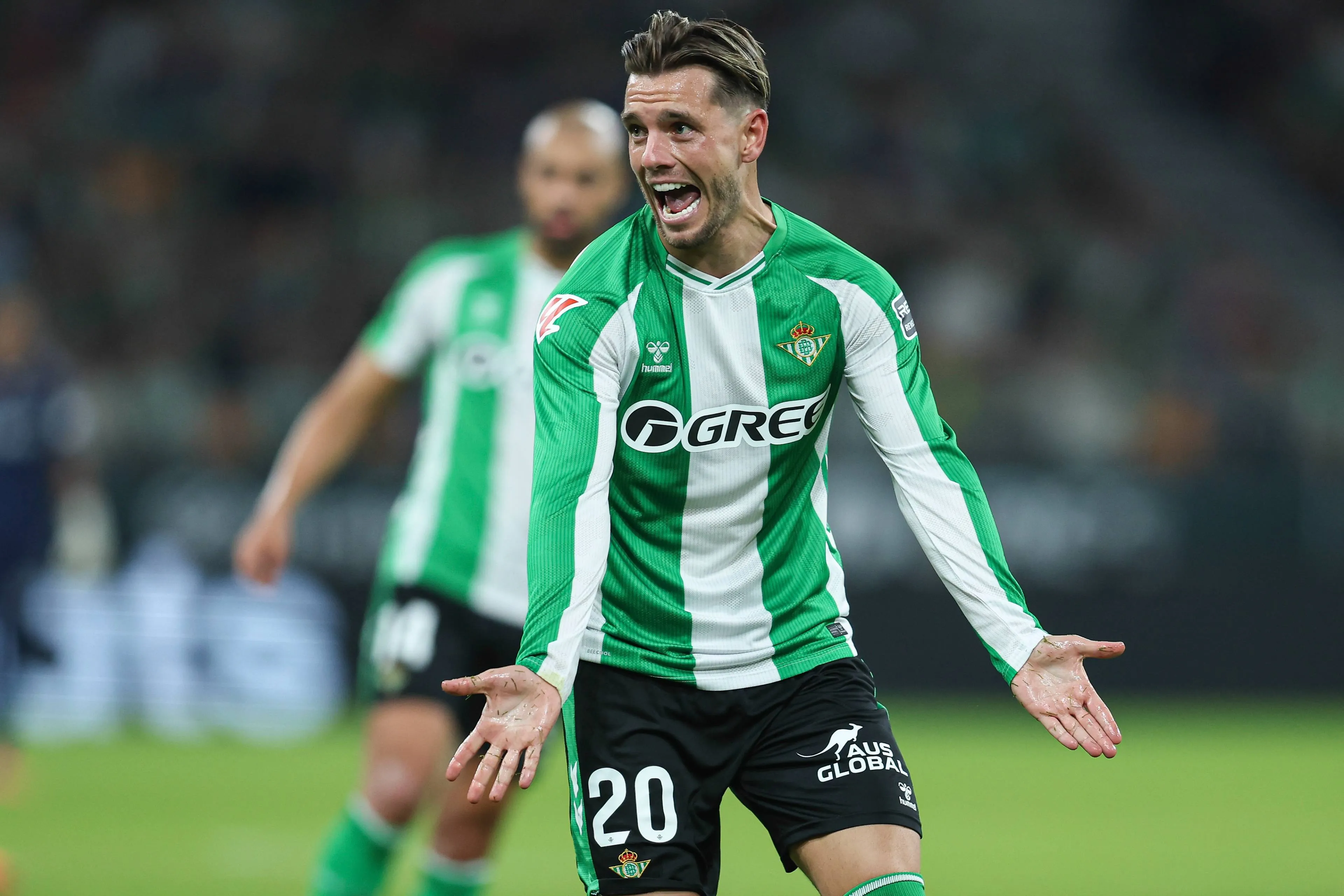 ICONSPORT_275996_0111