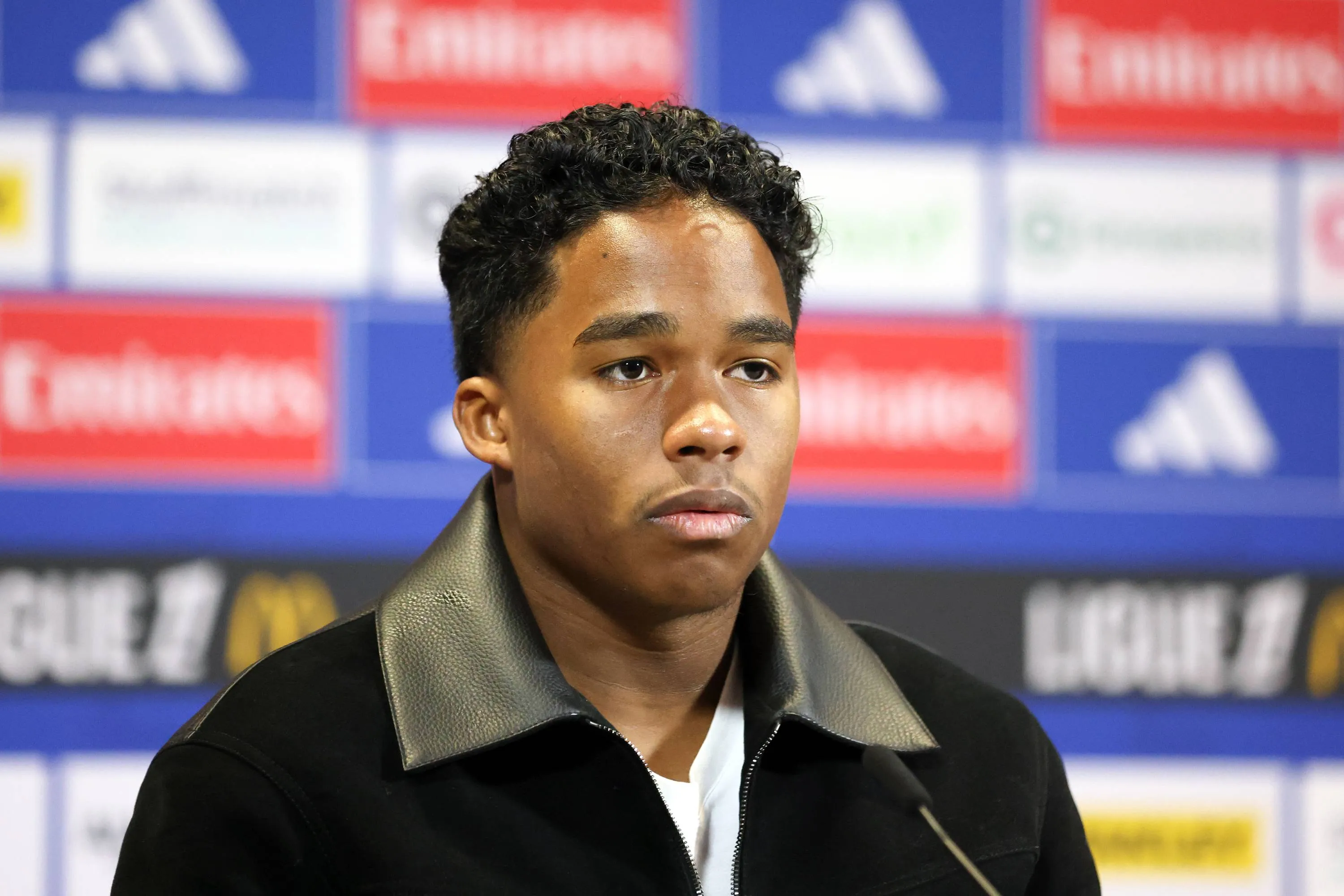 ICONSPORT_281400_0059