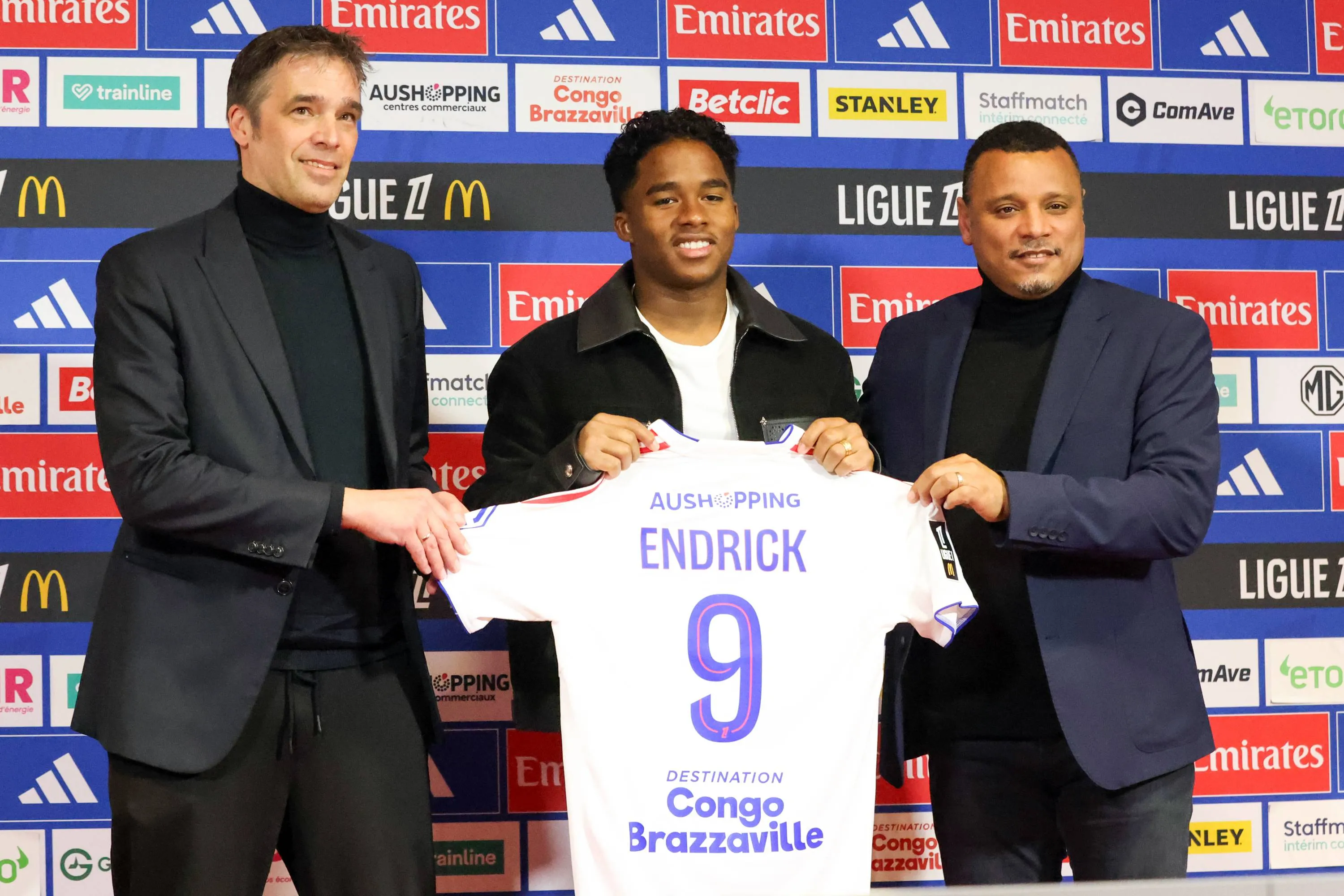 ICONSPORT_281400_0060