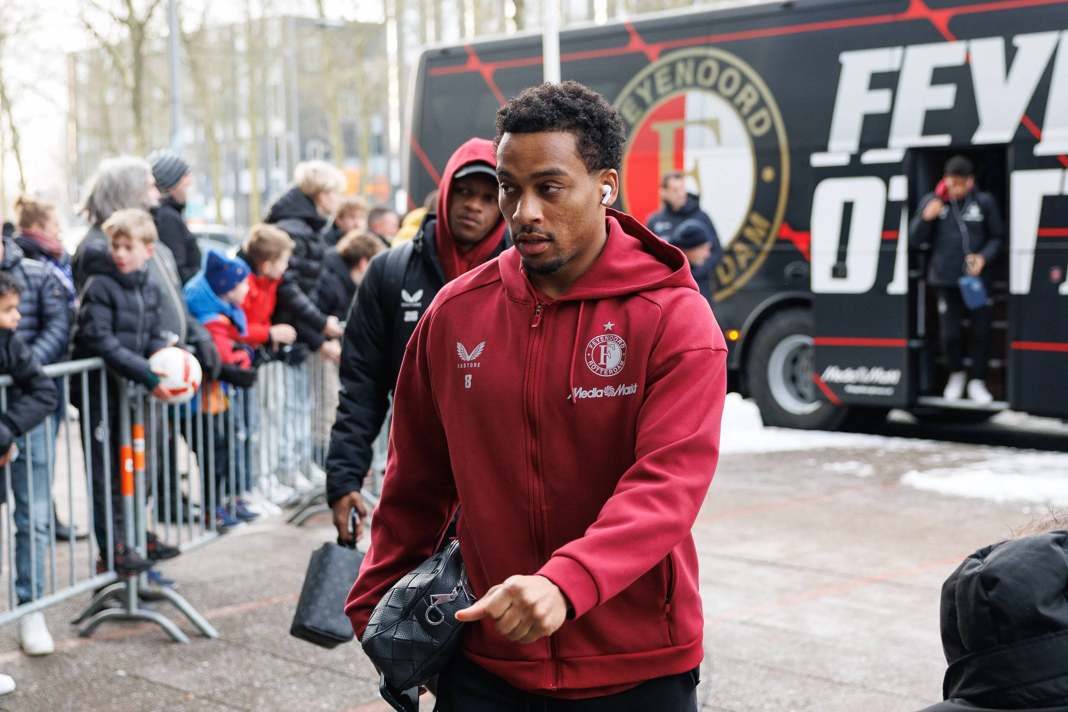 ICONSPORT_282040_0009