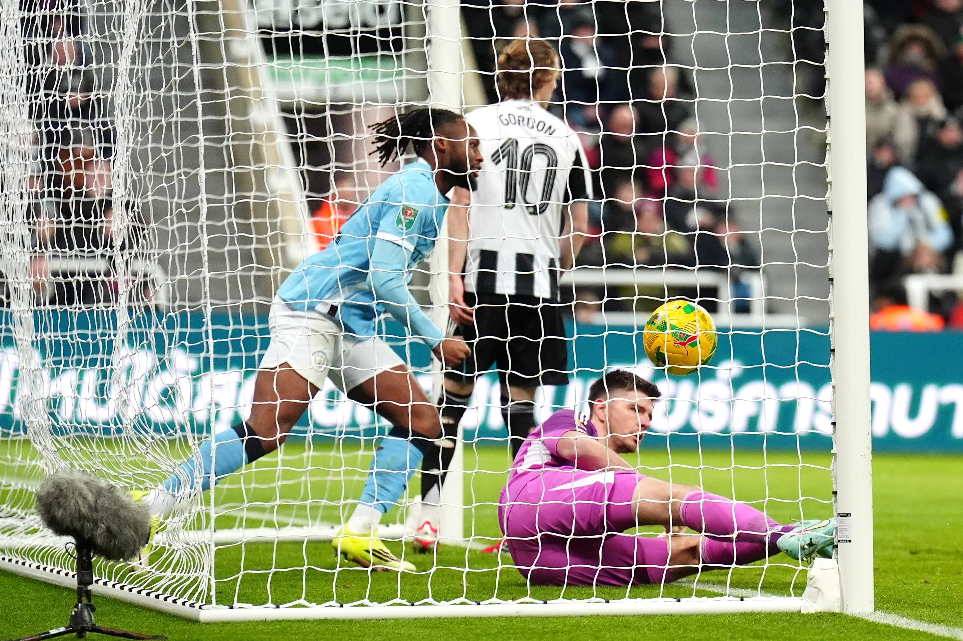 ICONSPORT_282262_0049