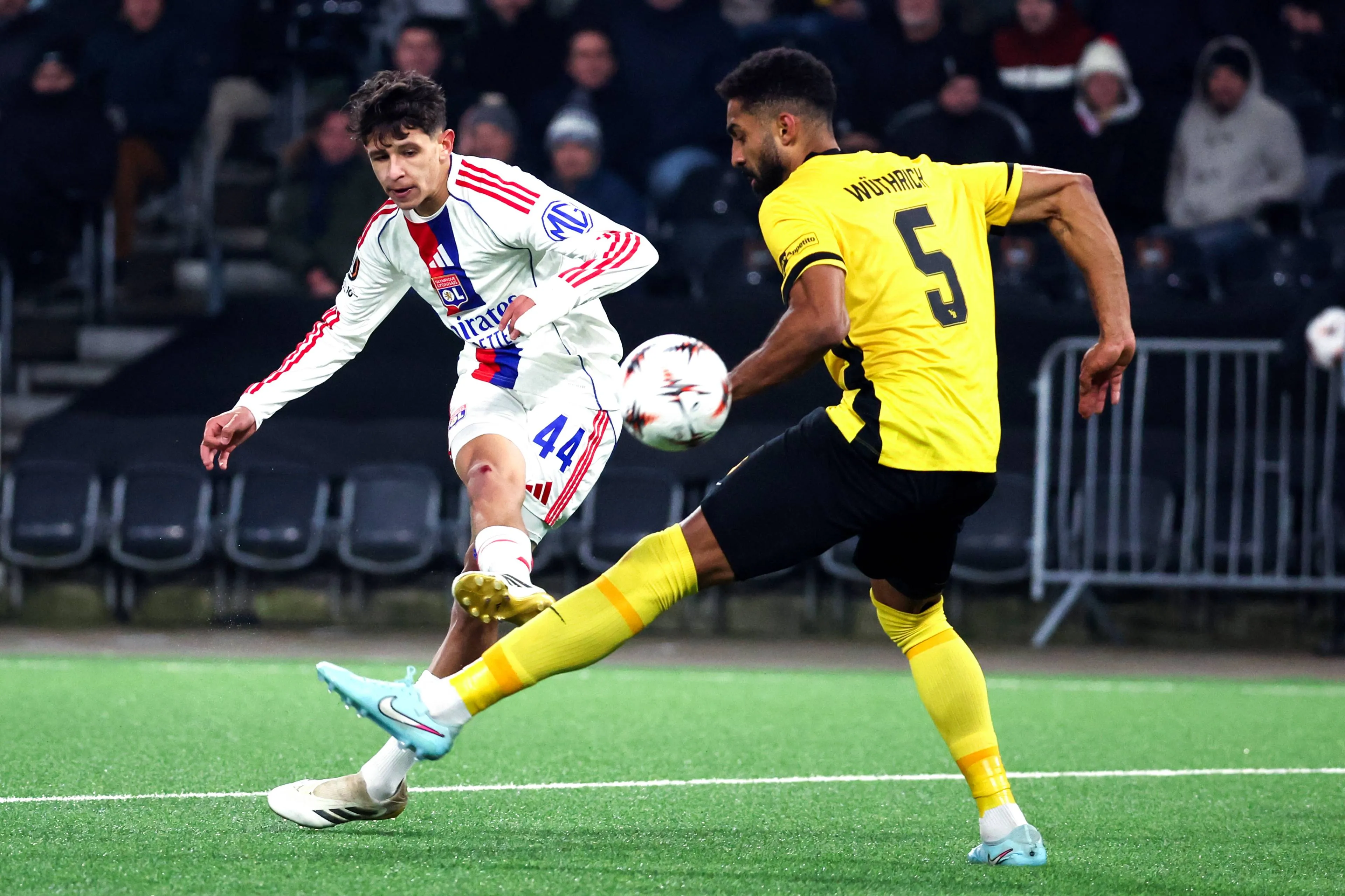 ICONSPORT_283063_0055