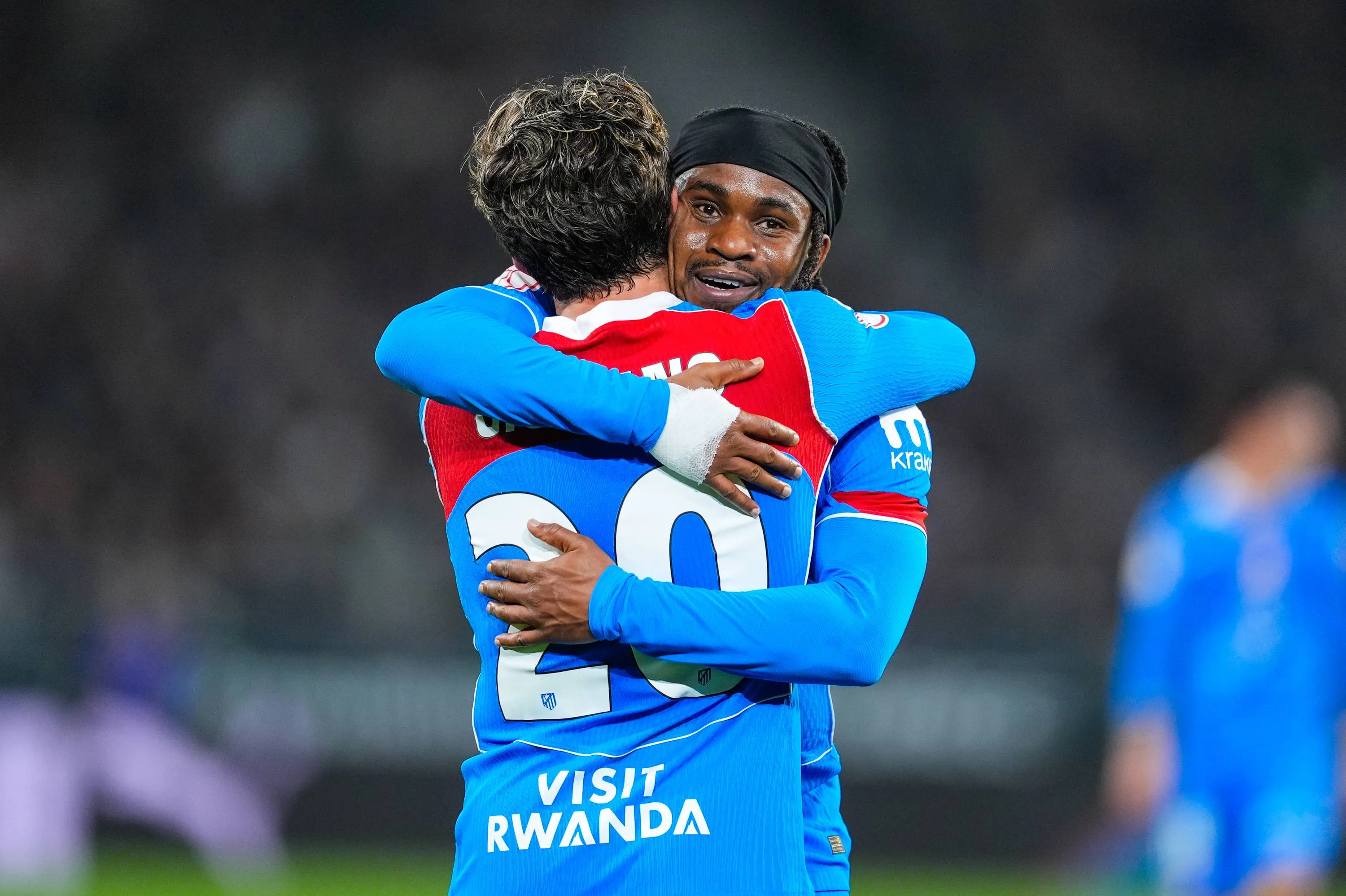 ICONSPORT_297636_0012