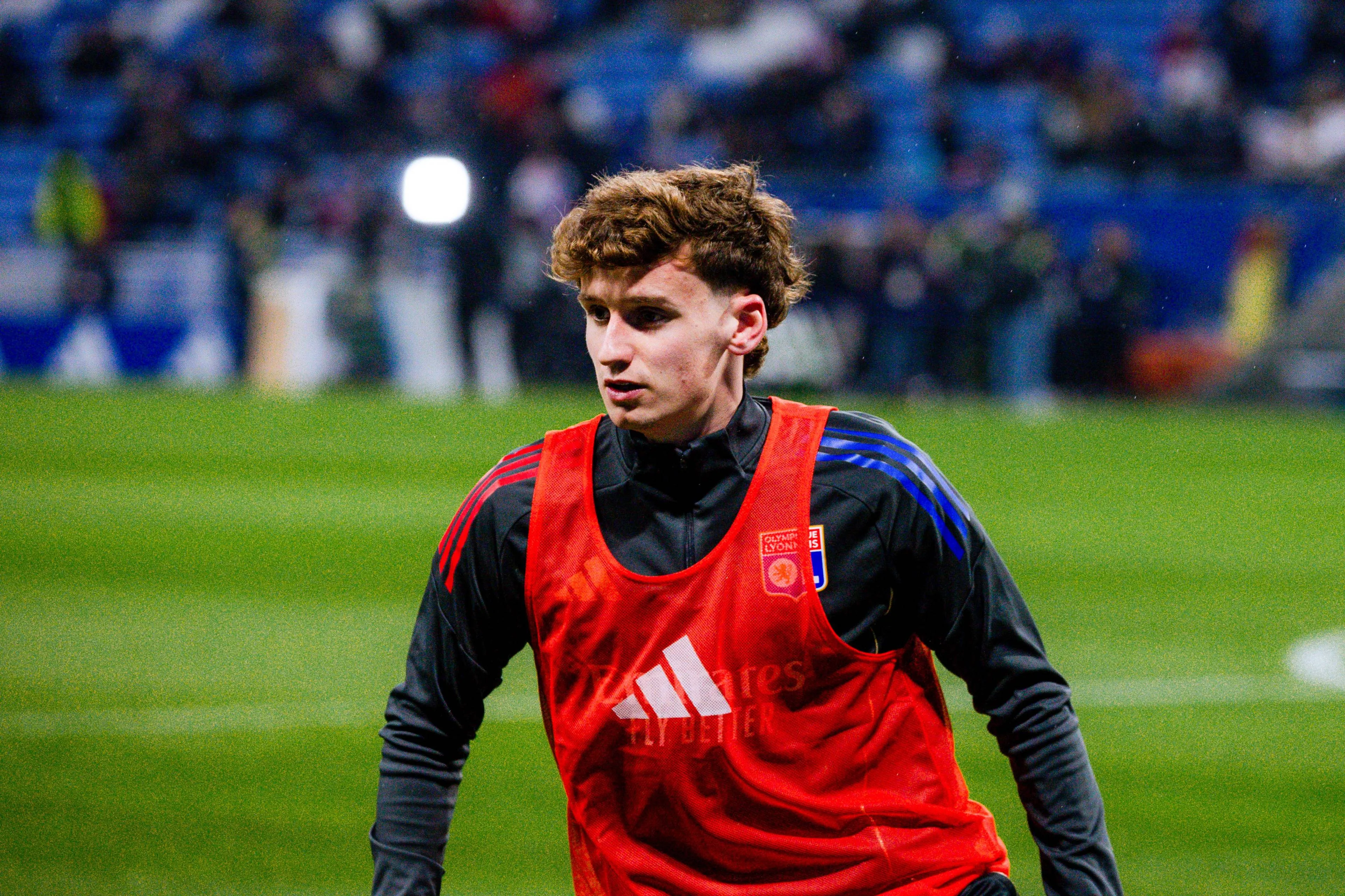 ICONSPORT_342826_0100