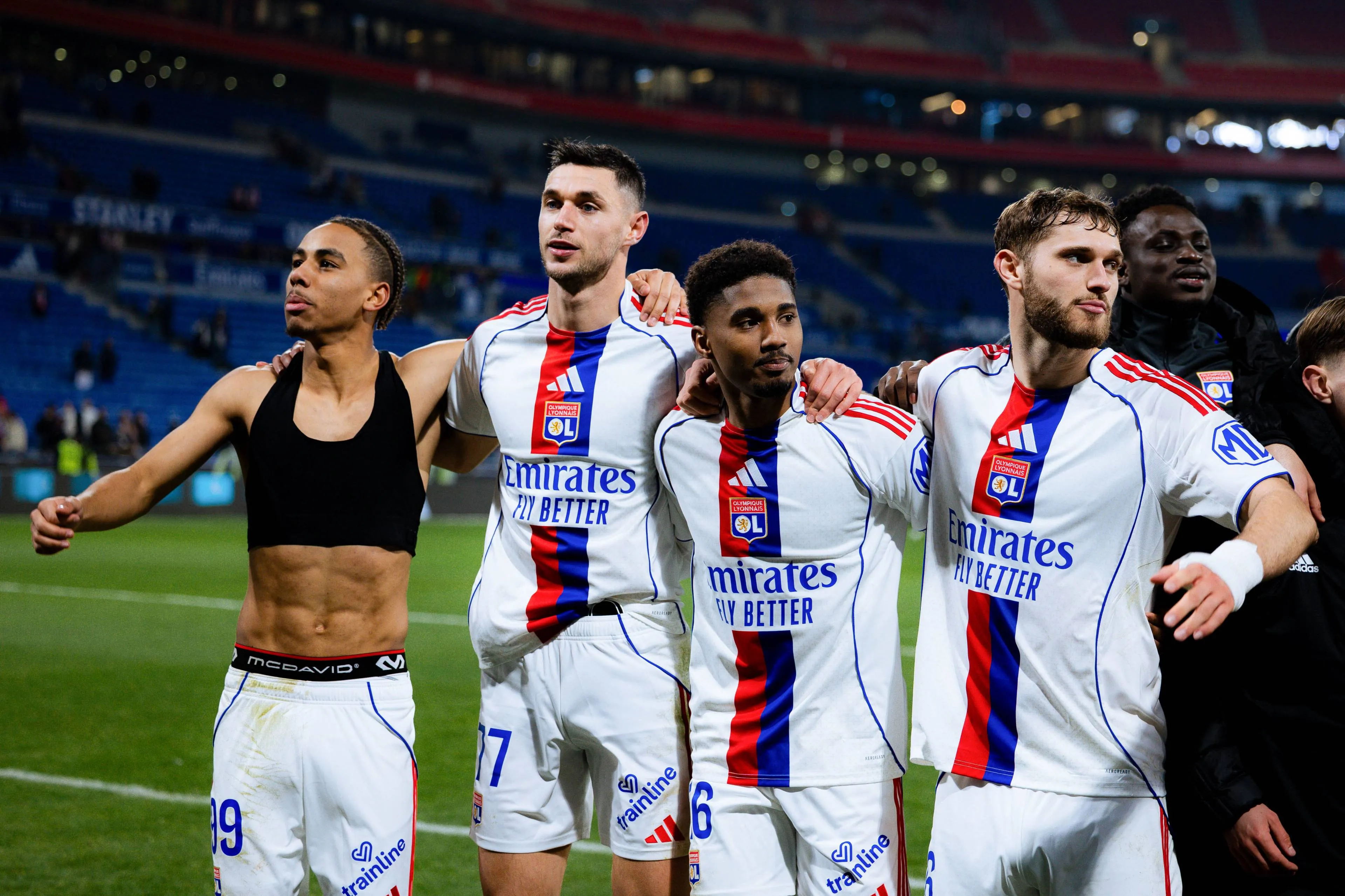 ICONSPORT_342826_0292