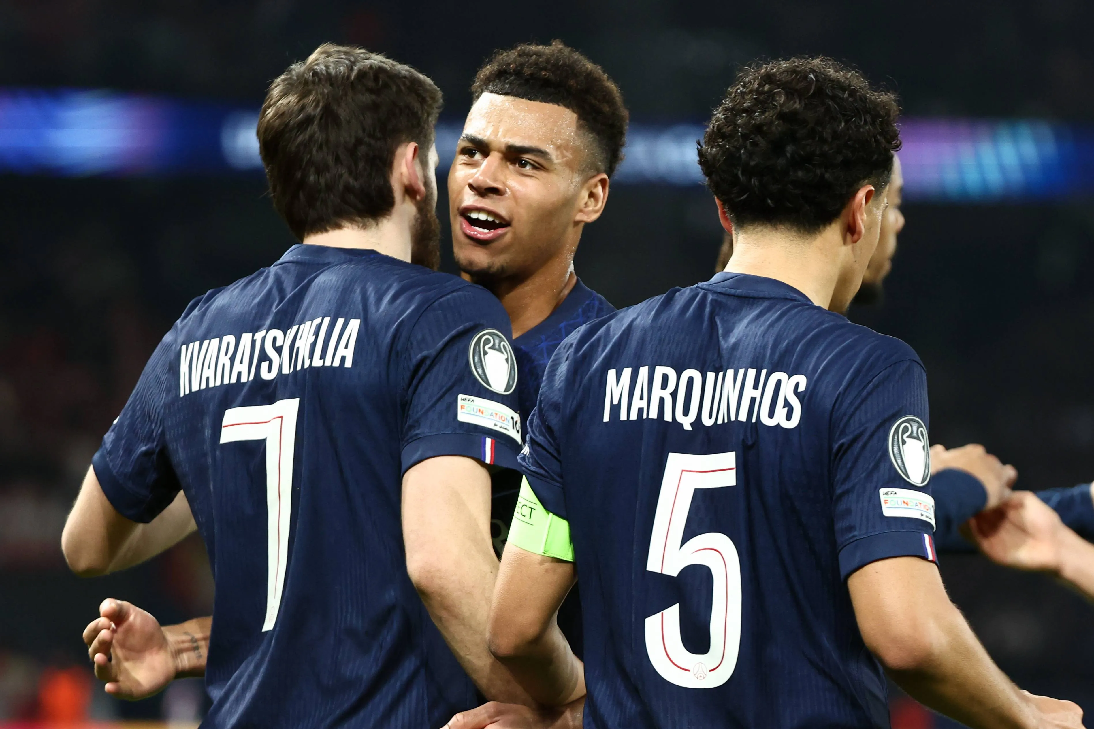 ICONSPORT_360351_0350