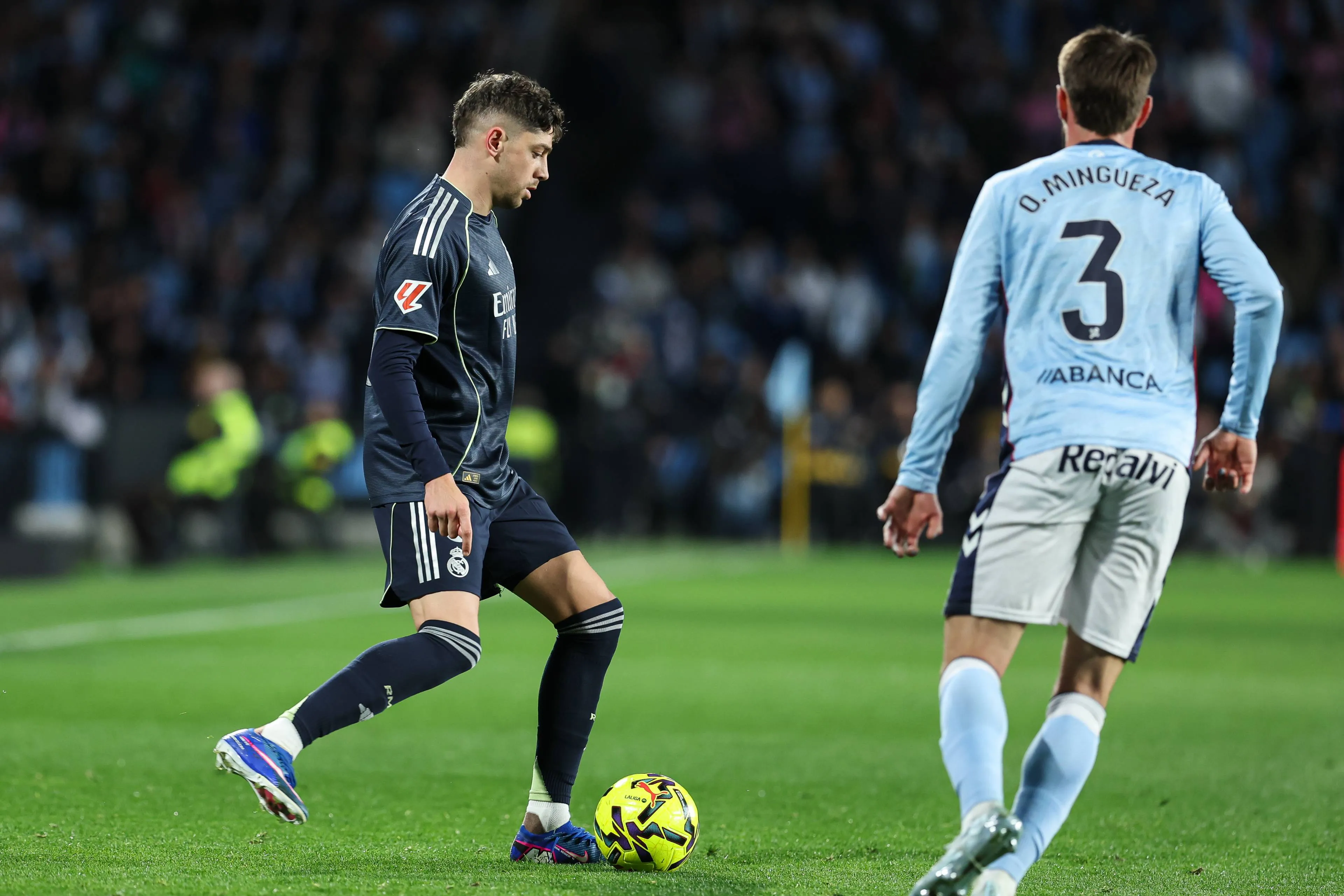 ICONSPORT_361136_0013