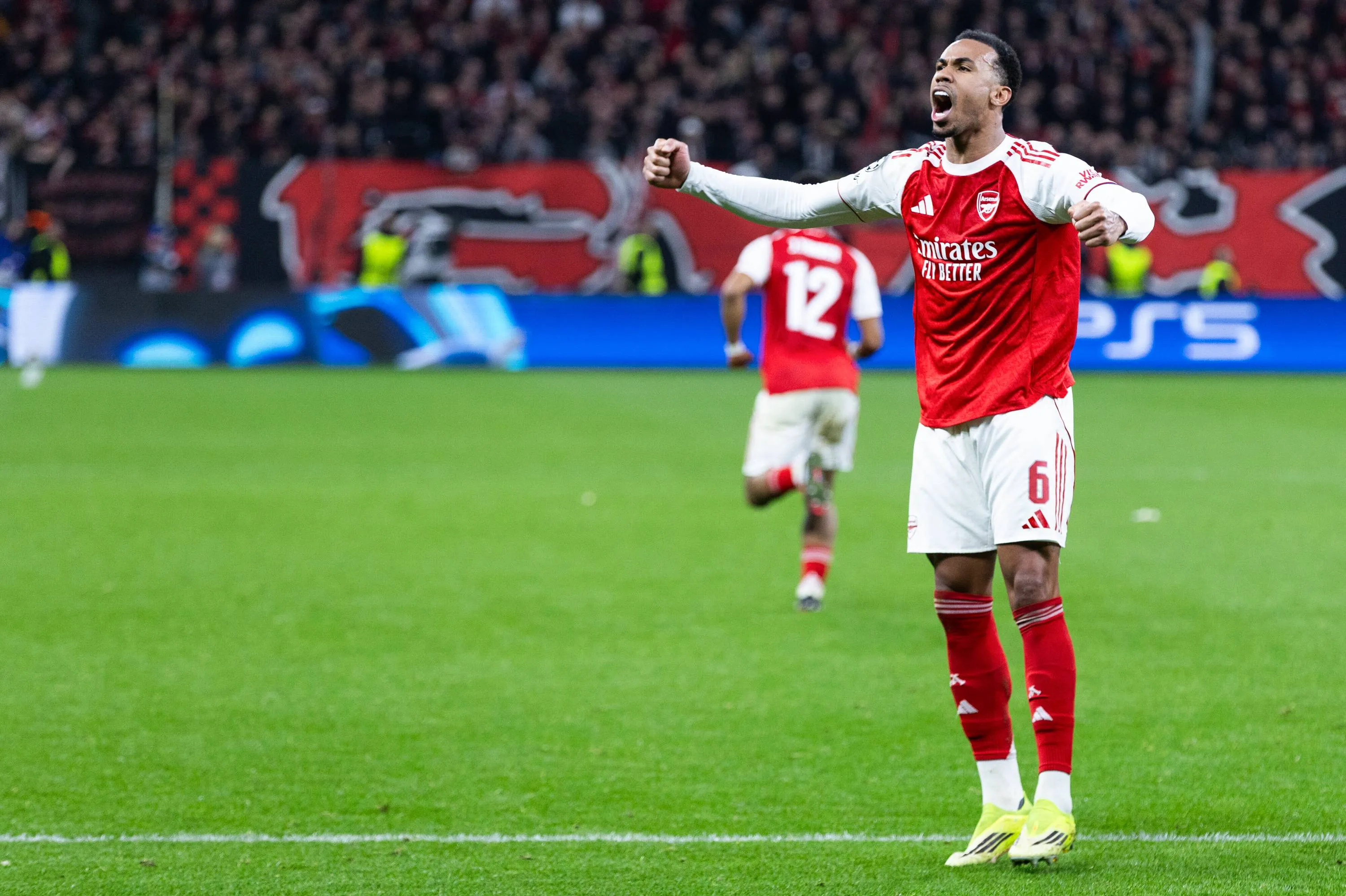 ICONSPORT_361642_0226