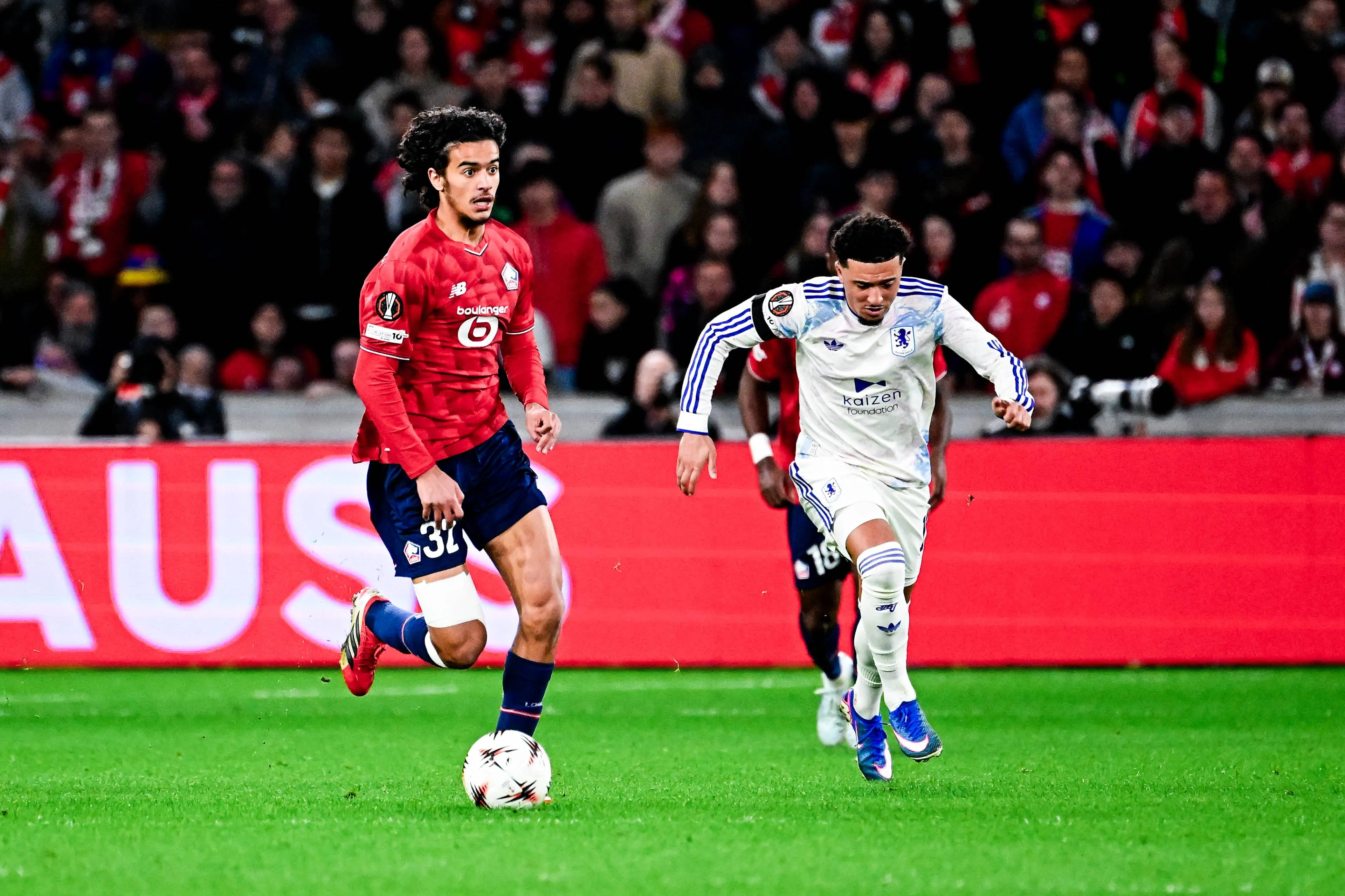 ICONSPORT_361717_0196