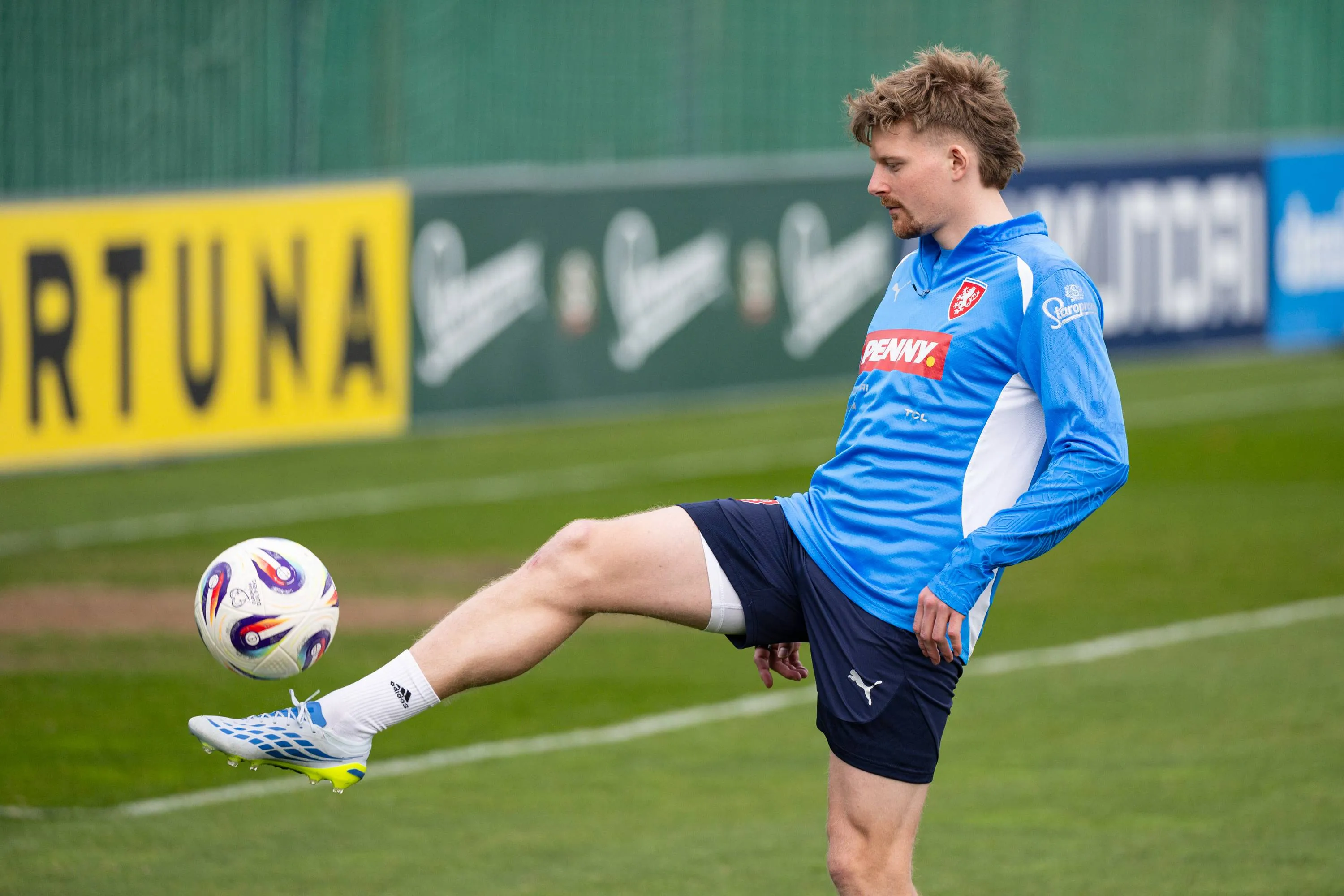 ICONSPORT_362873_0011