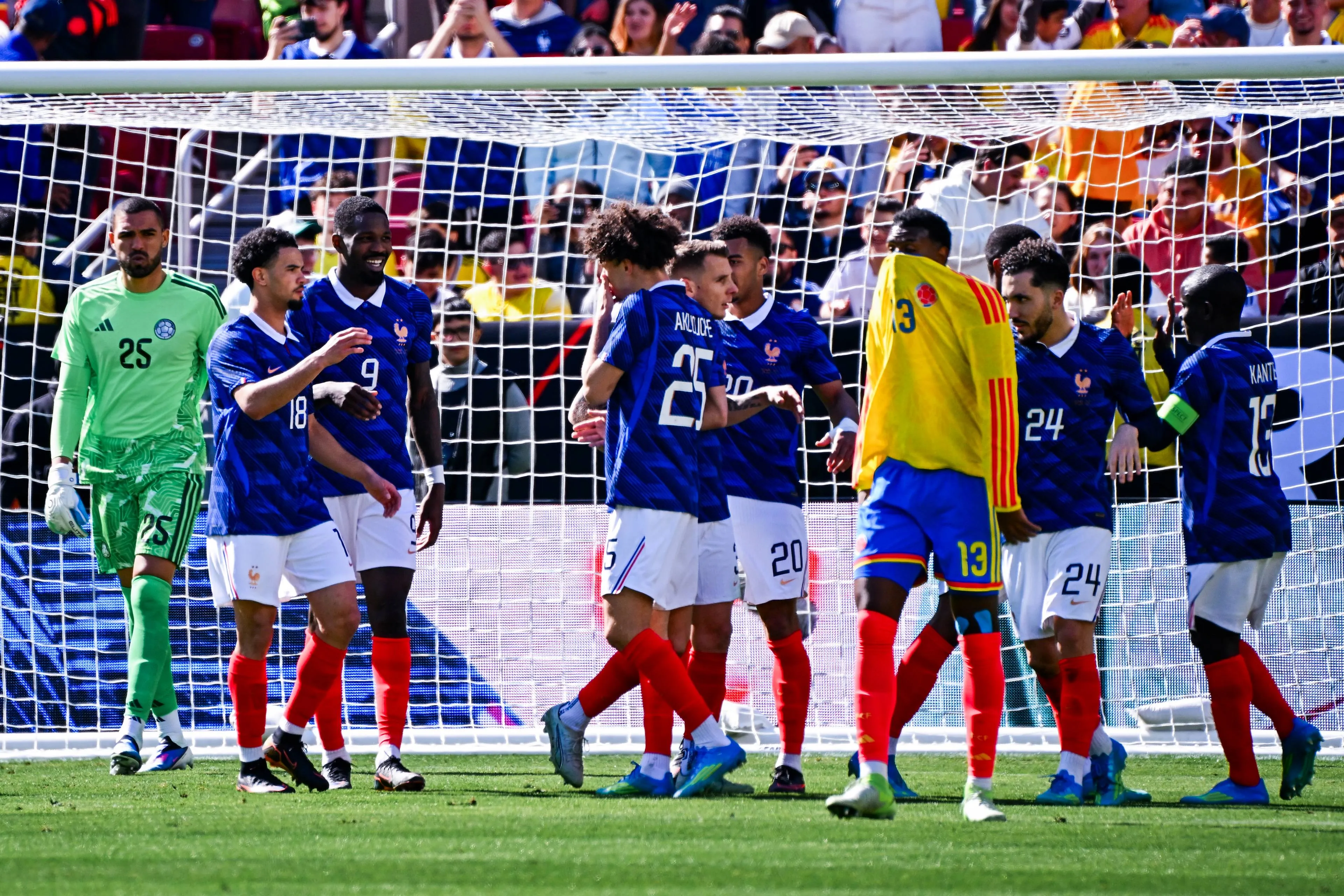 ICONSPORT_363158_1060