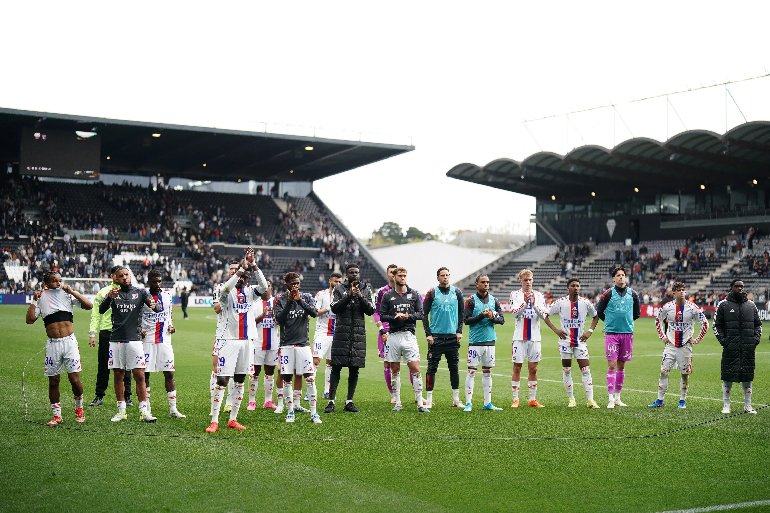 ICONSPORT_363666_0332