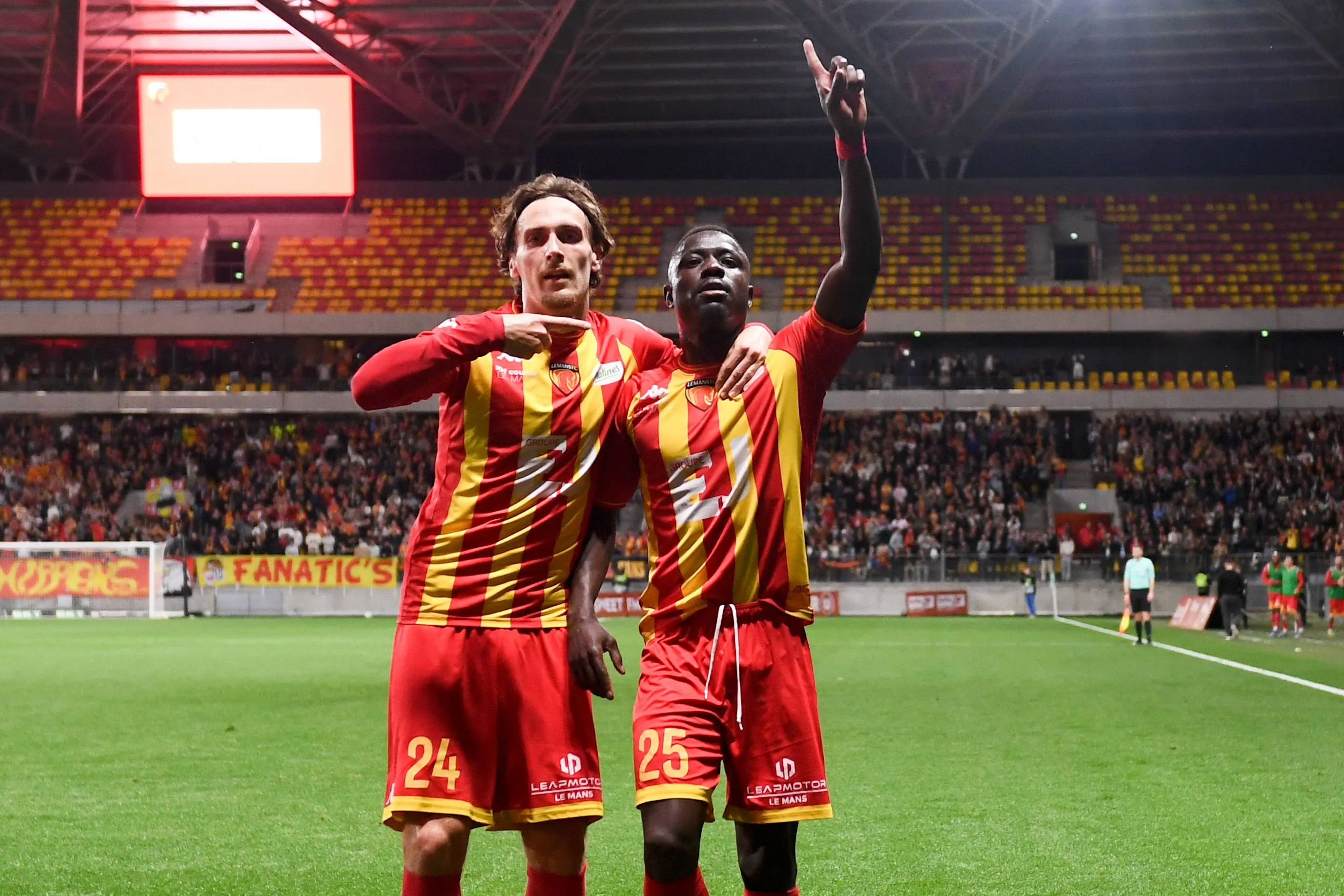 ICONSPORT_363743_0035