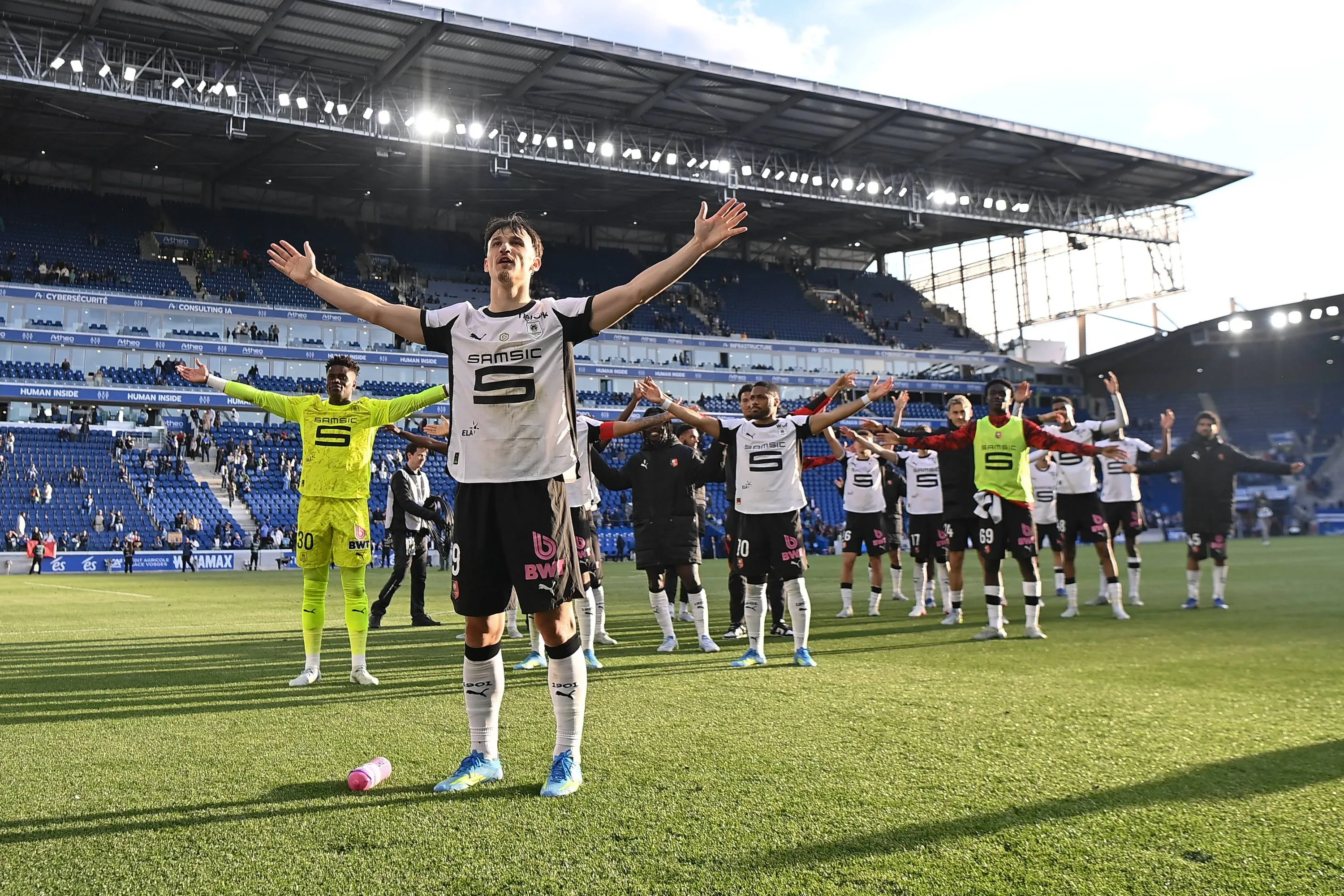 ICONSPORT_364678_0166