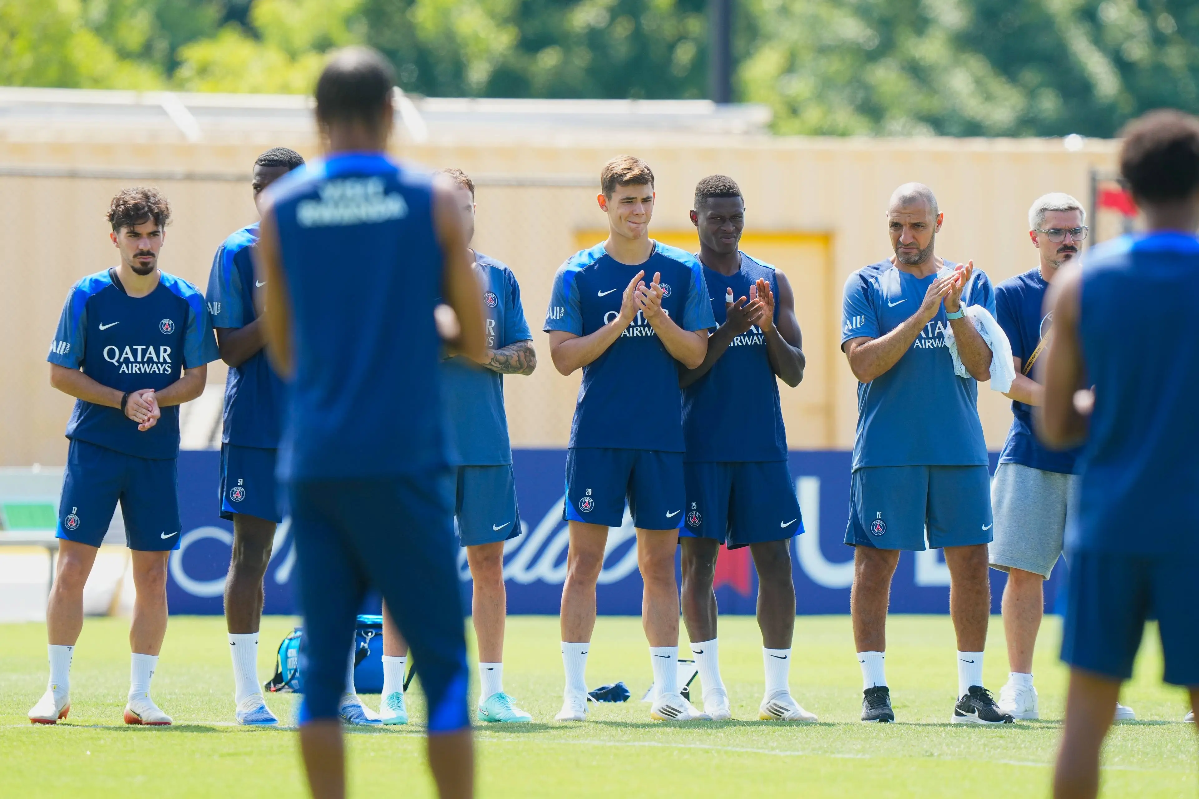 « Je discute avec Luis Campos », ce joueur veut faire rêver le PSG