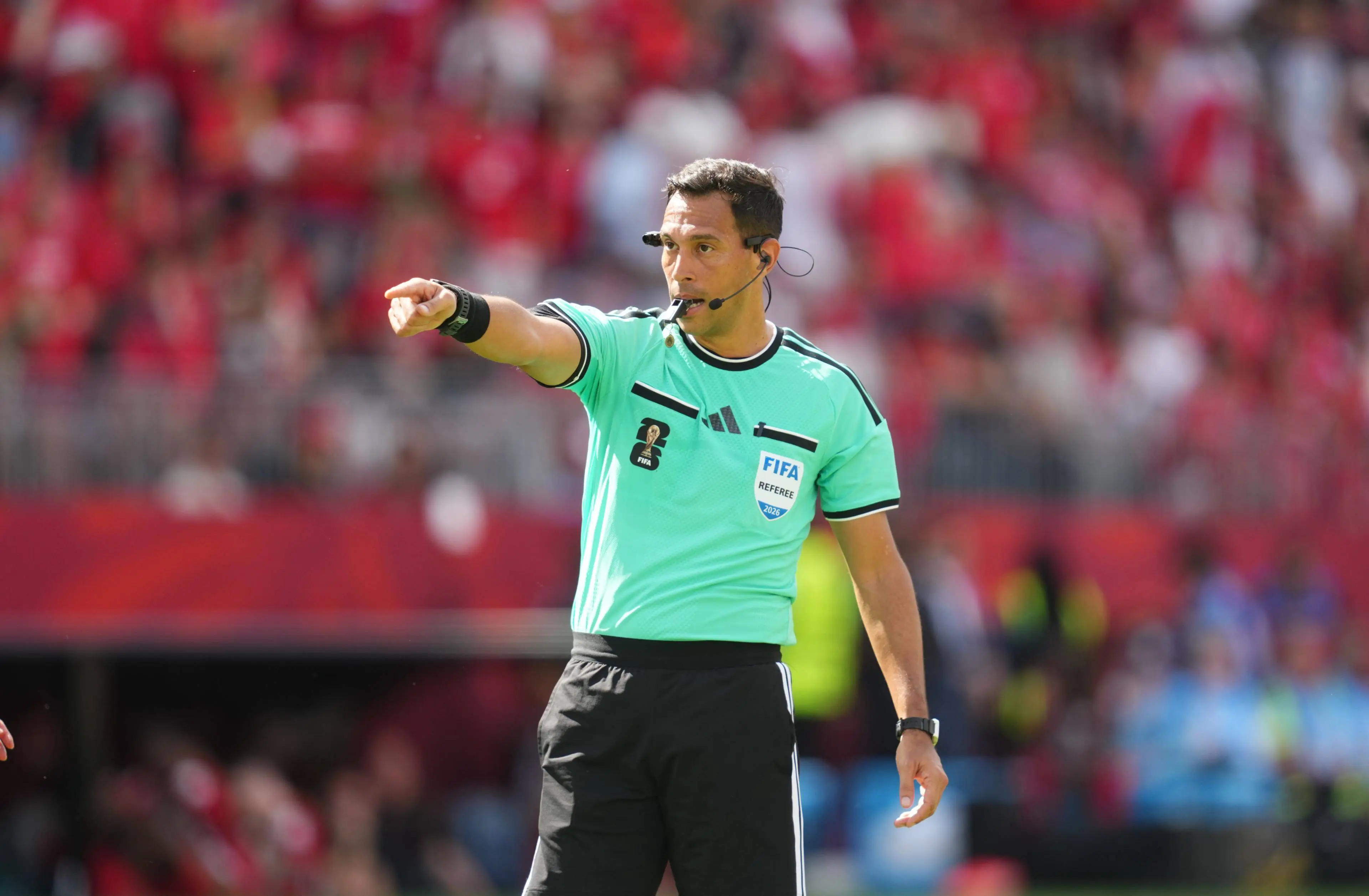 La FIFA désigne cinq arbitres argentins, la France tremble