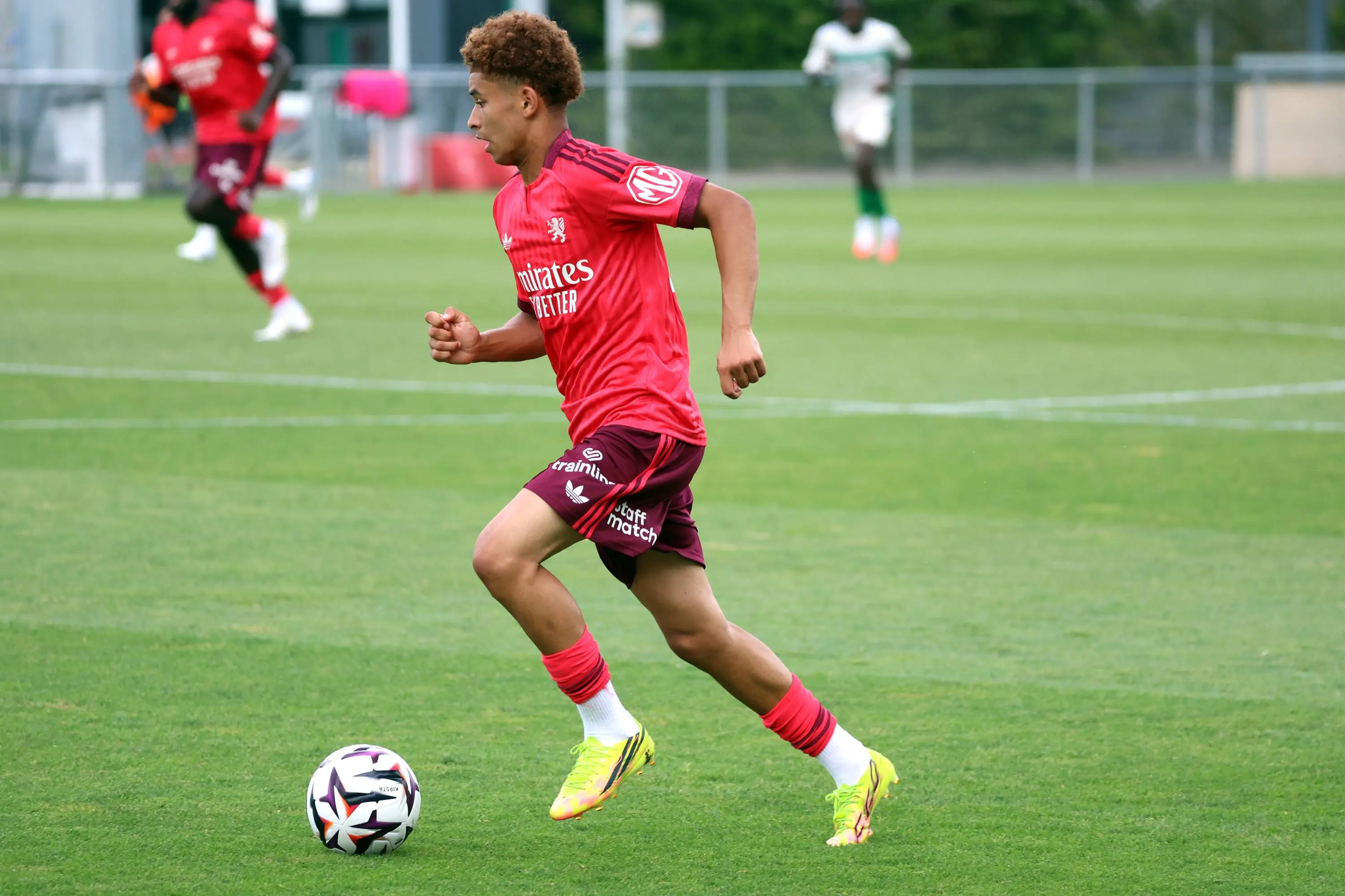OL : Le Sénégal et l’Algérie se battent pour un Lyonnais de 17 ans