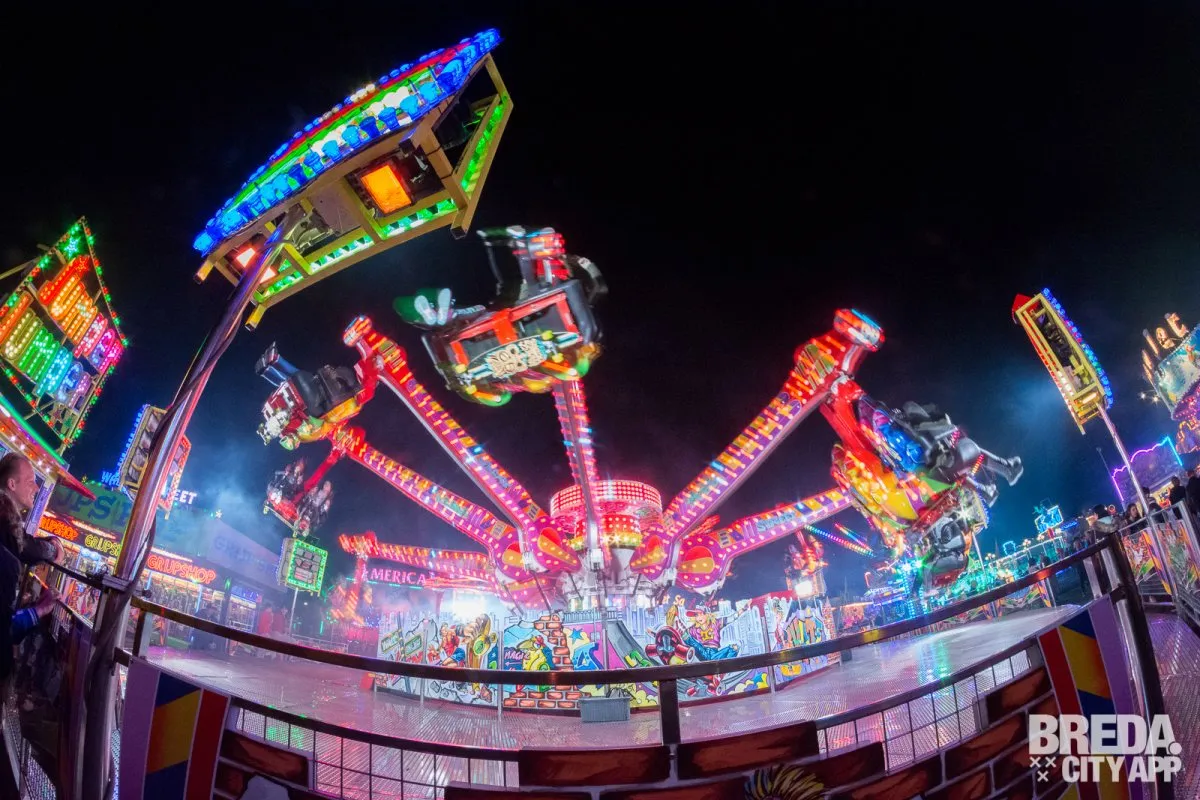 5bd1fcb22a5ab0247ddee12a