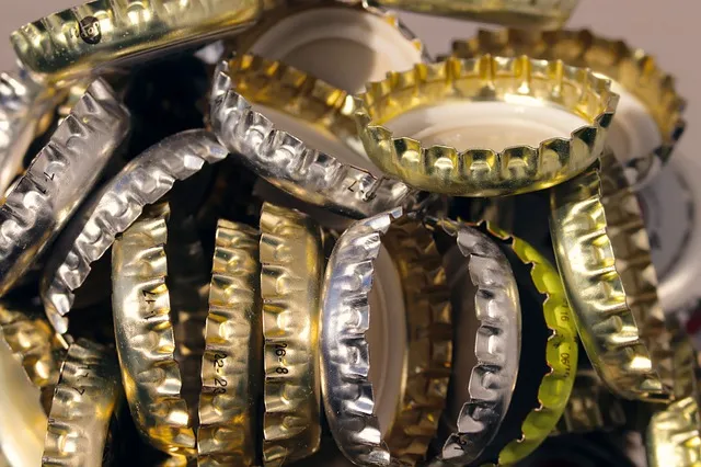 bottle caps 4457035 640