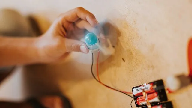 ontdeklab robothuisdier raamsdonksveer s1920x1920