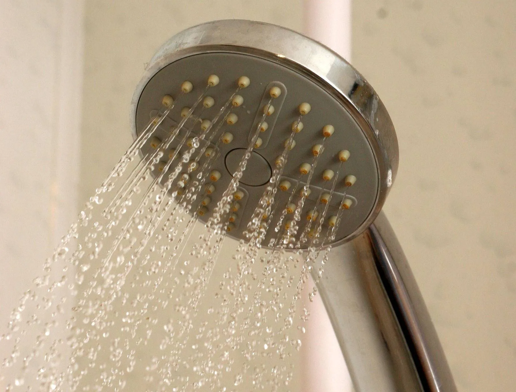 kboyd-shower-653671_1920