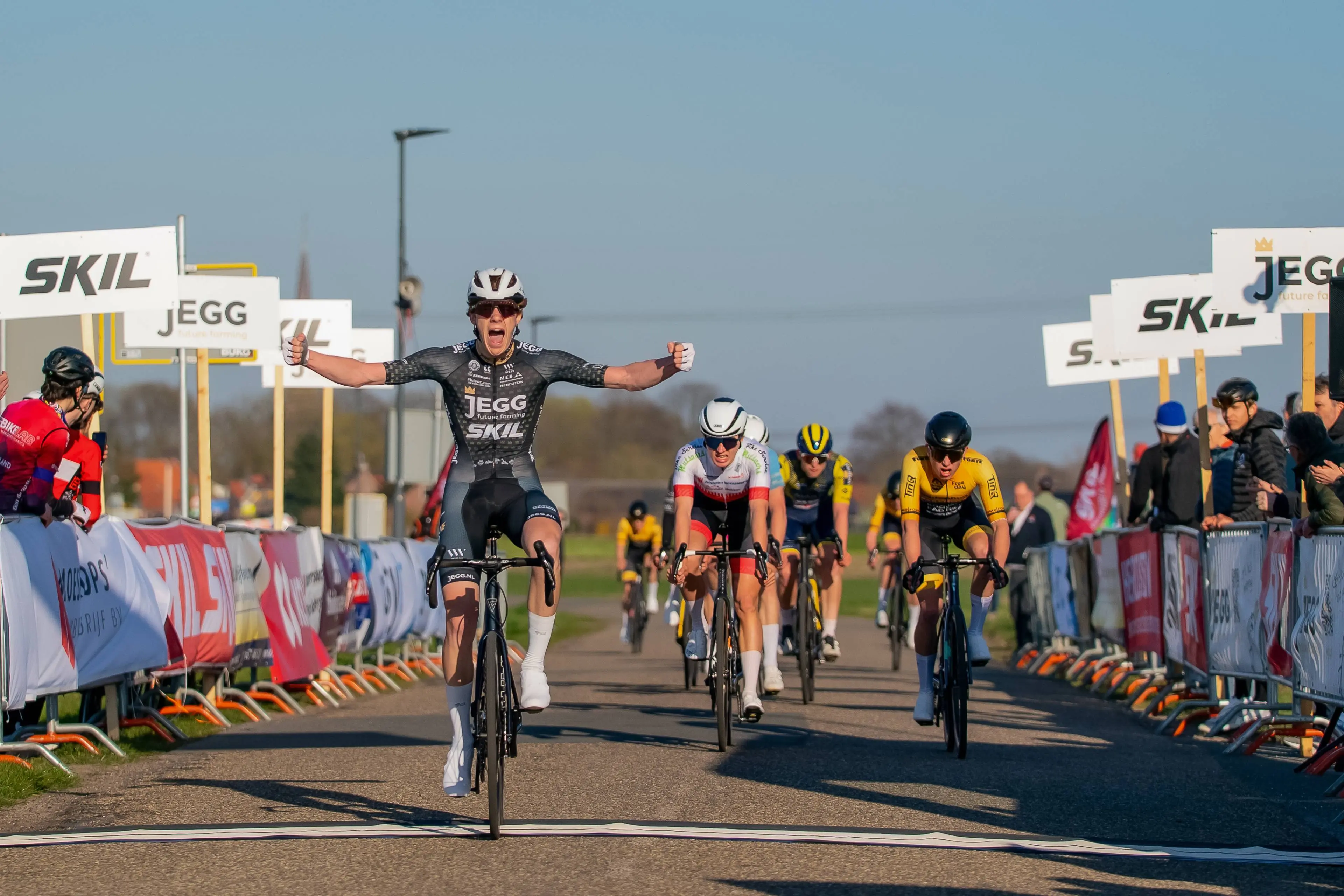 Robbert Tutuhatunewa wint zerogas HL