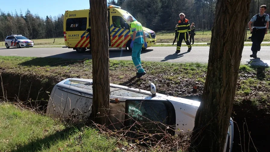auto in sloot gilzeweg
