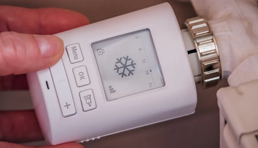 energy saving 7437567 1920