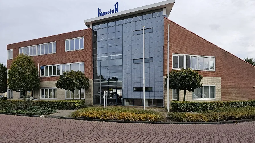 fotofourstarpanddef24809