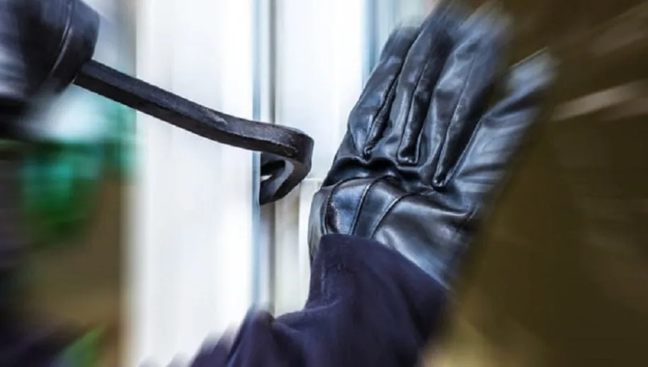 inbraak stock 915x518