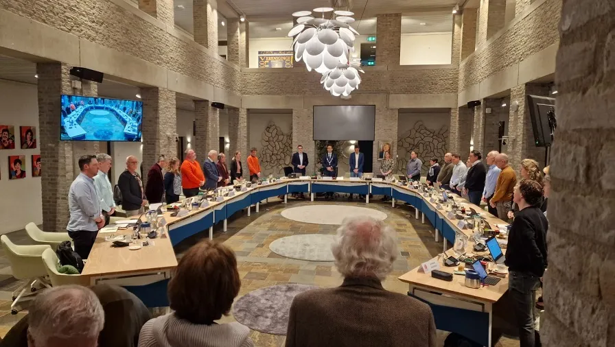 minuut stilte gemeenteraad 13 februari19643