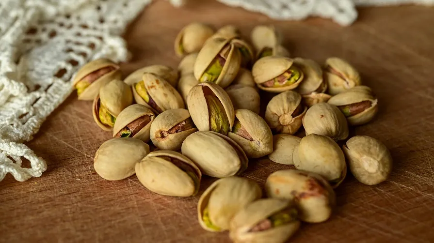 pistachio 7574180 1920